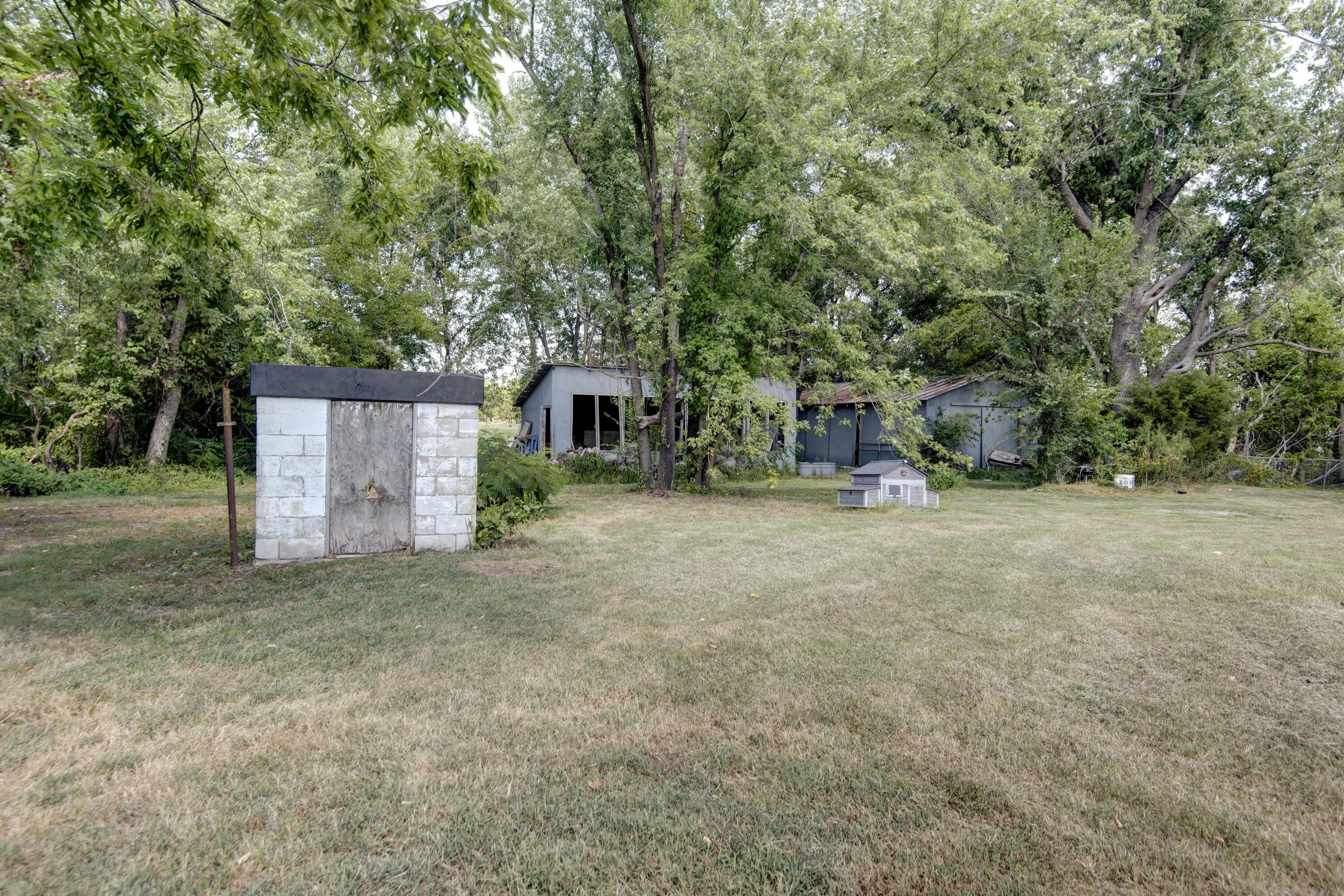 7781 West State Highway 266 Property Photo 21