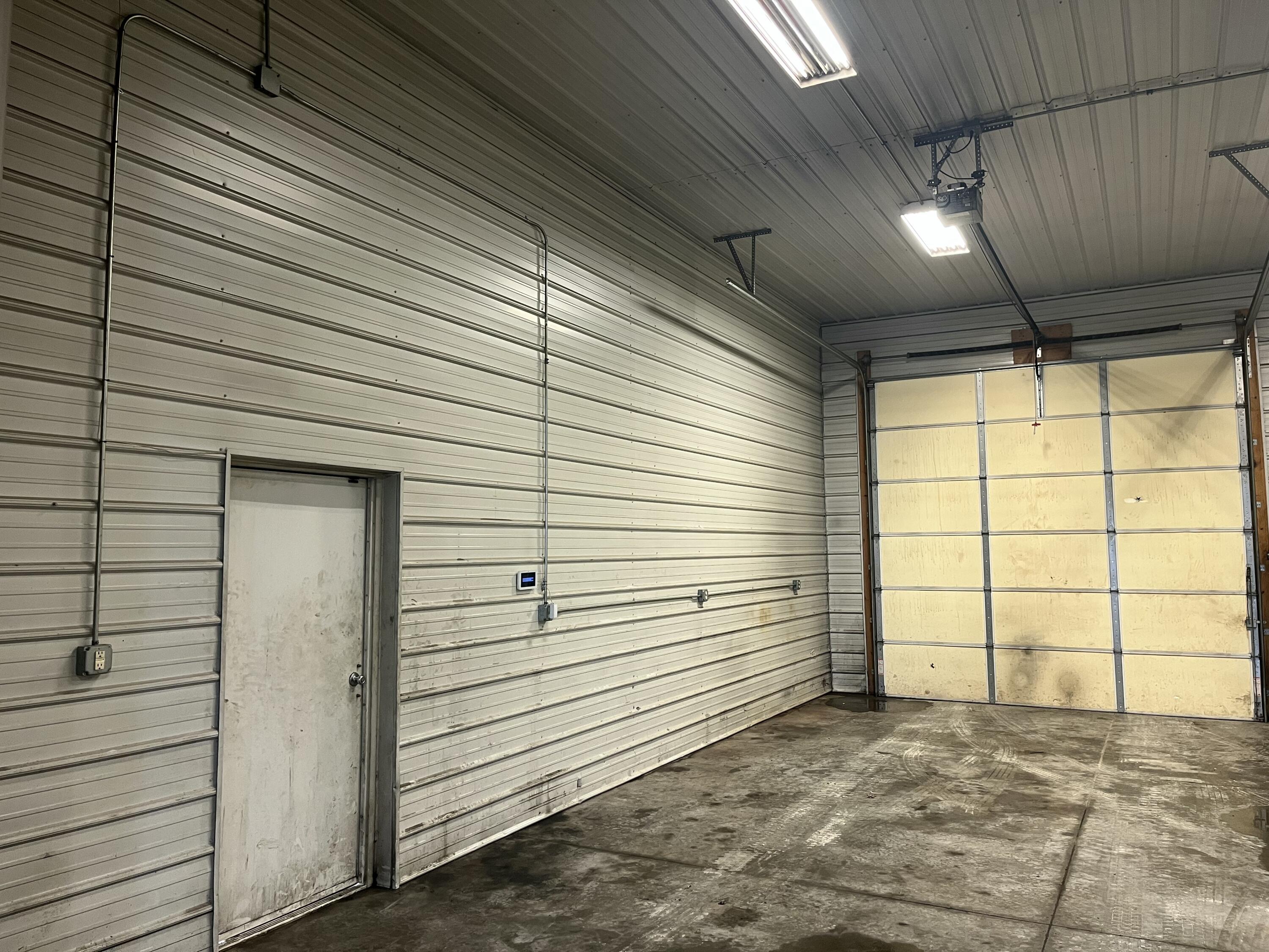 828 Commercial Street Property Photo 10
