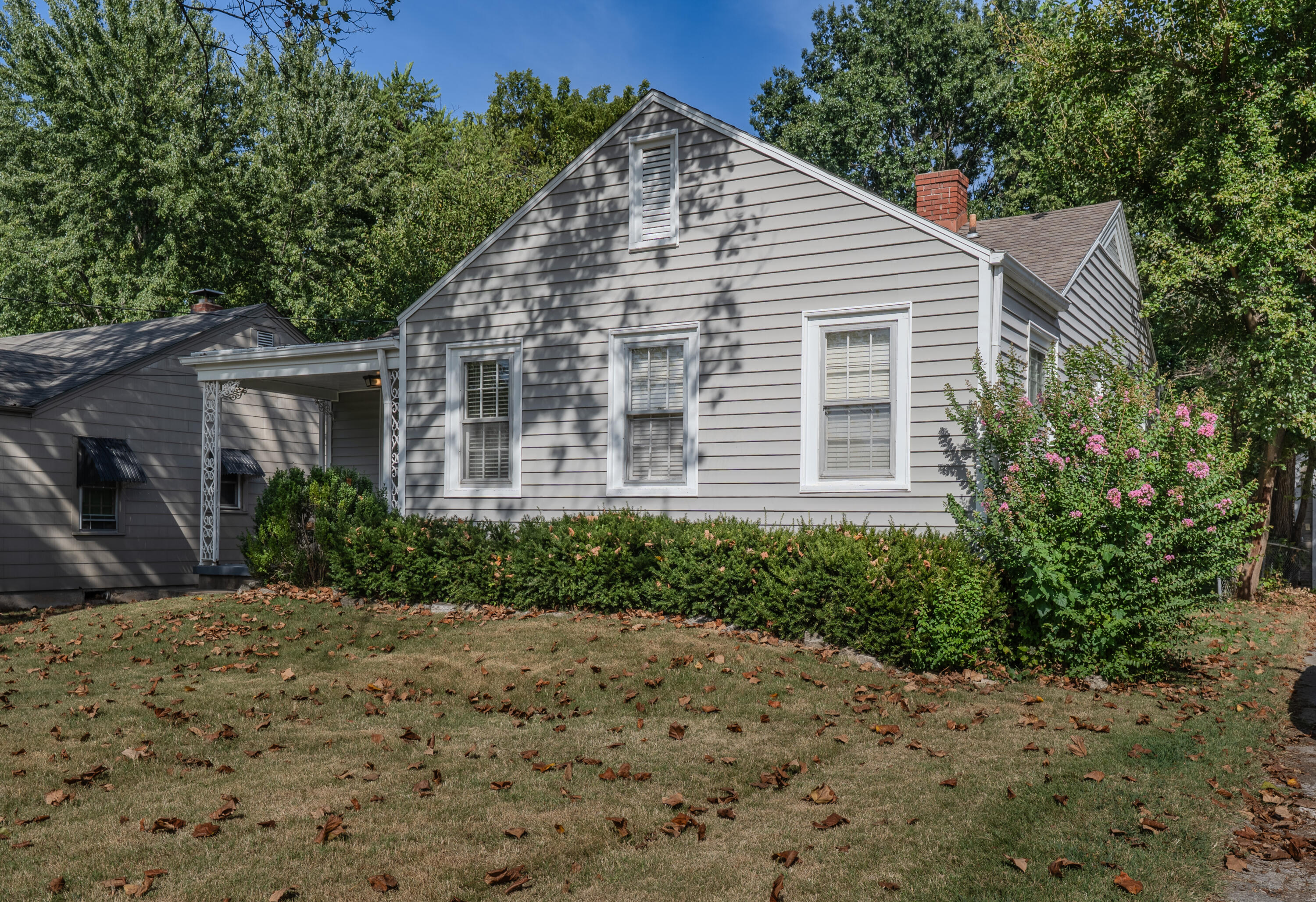 1514 South Kickapoo Avenue Property Photo 2