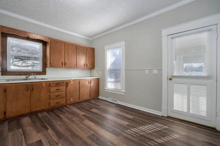 1700 West Atlantic Street Property Photo 8