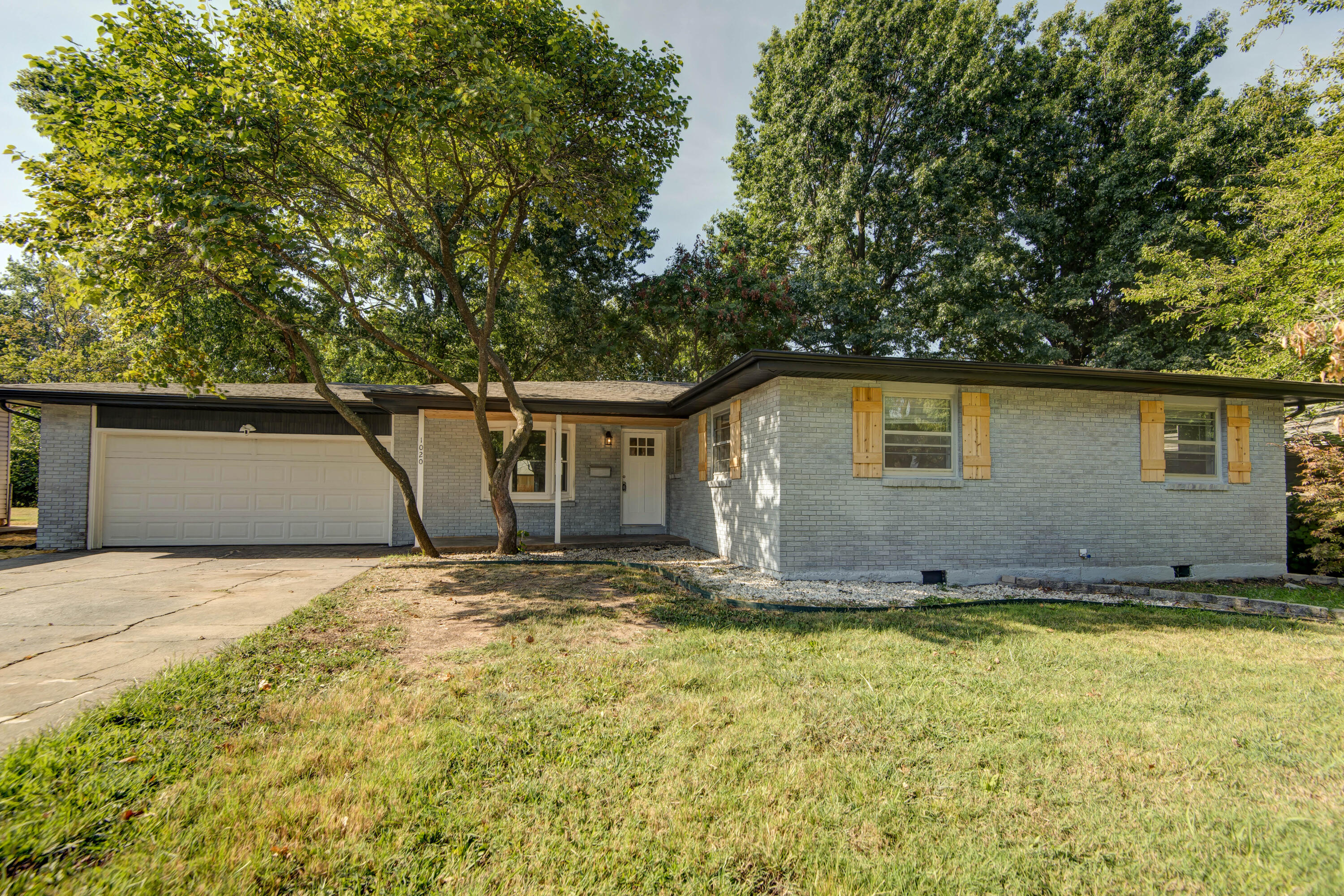 1020 East Edgewood Street Property Photo 17