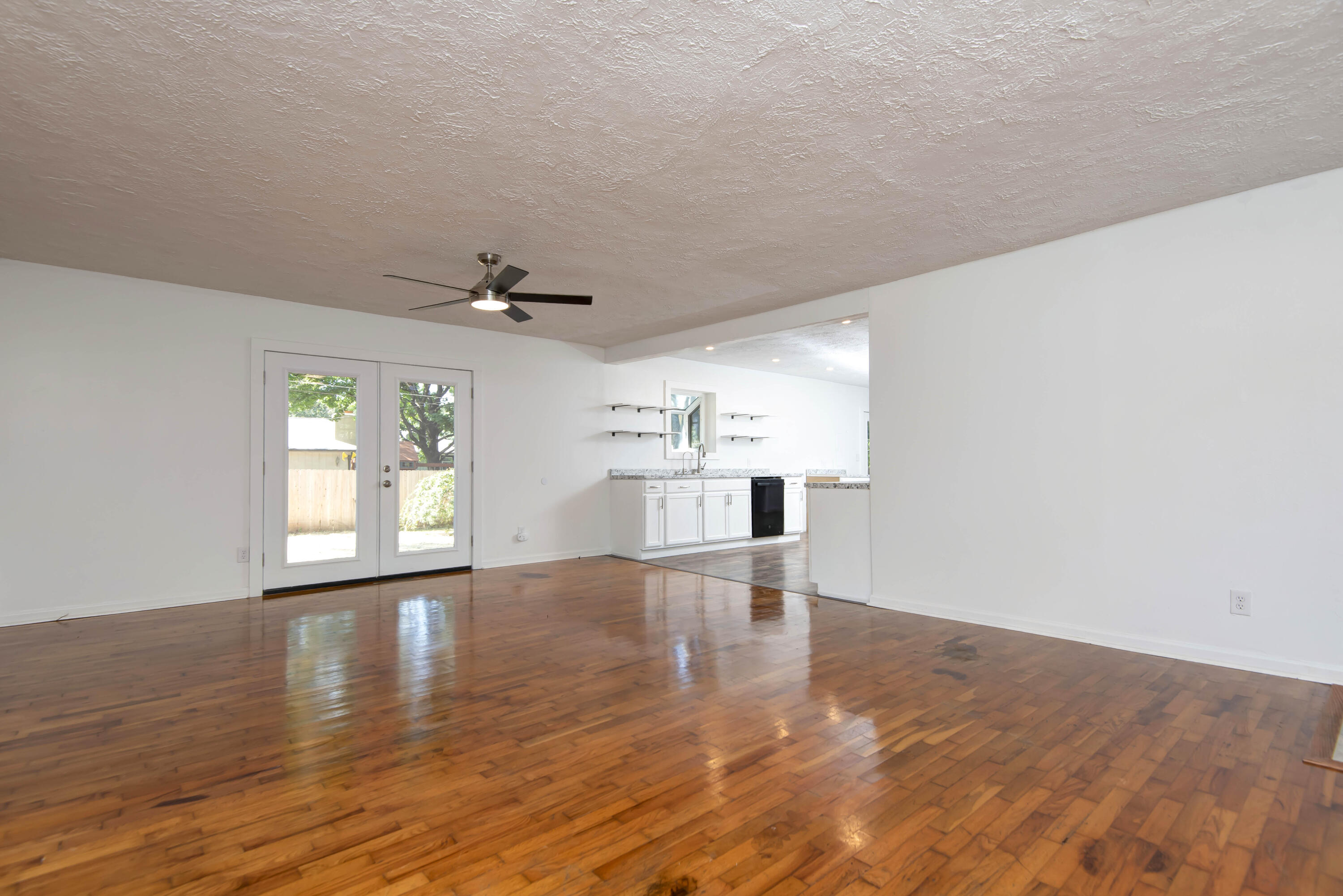 1020 East Edgewood Street Property Photo 24