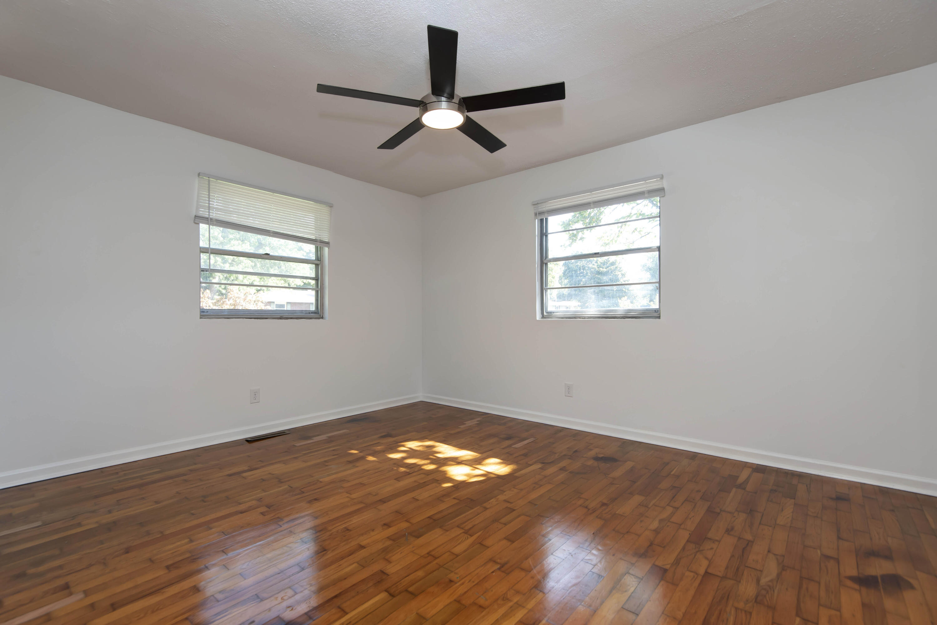 1020 East Edgewood Street Property Photo 32