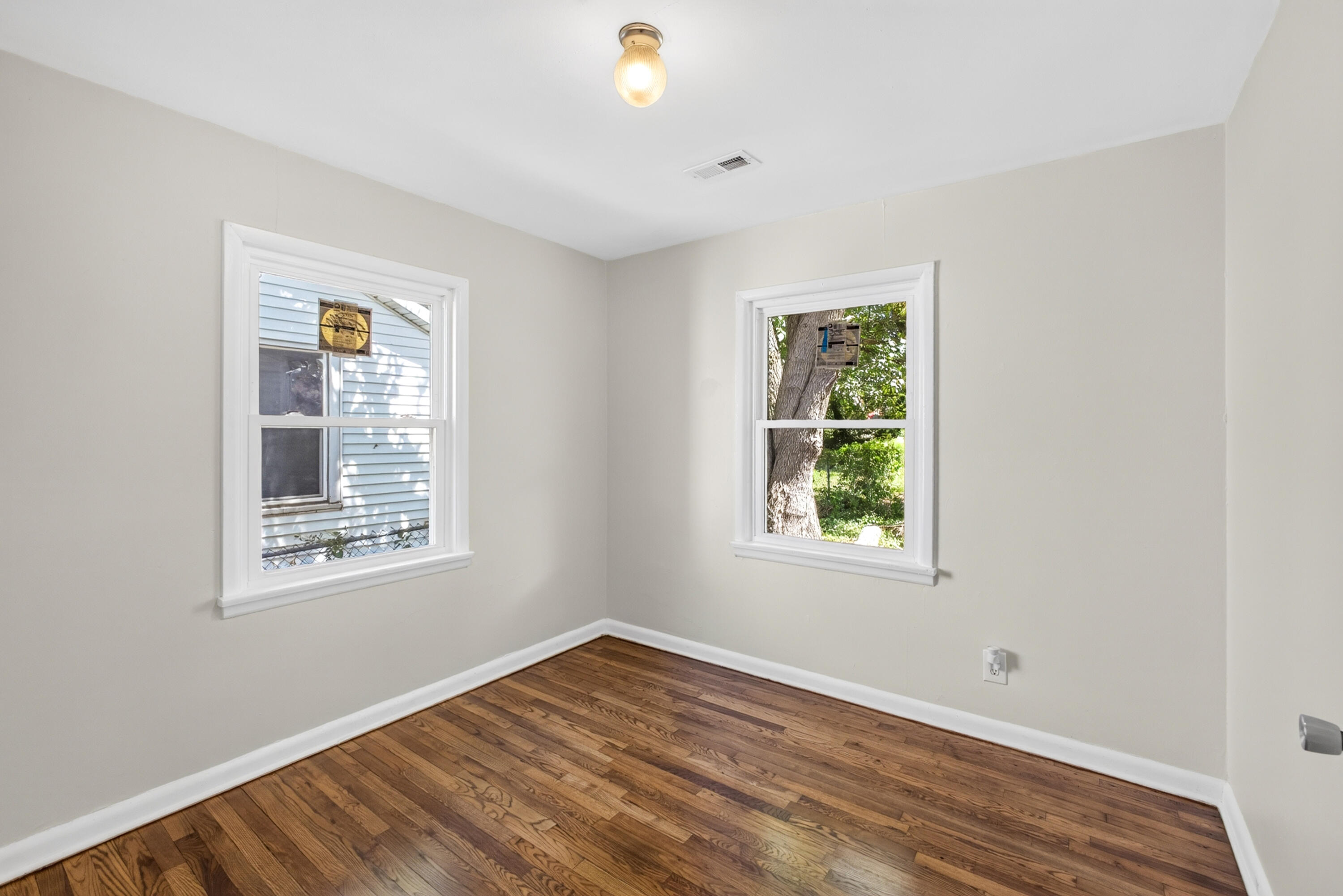 2120 North Fort Avenue Property Photo 13
