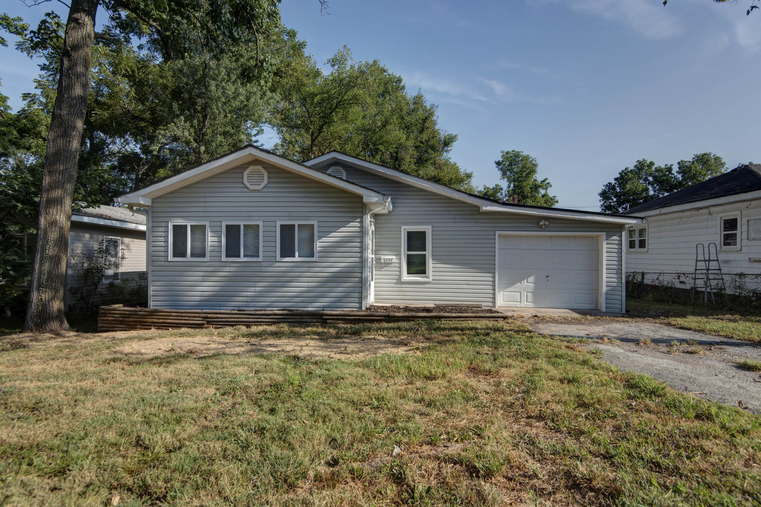 3133 West State Street Property Photo 1