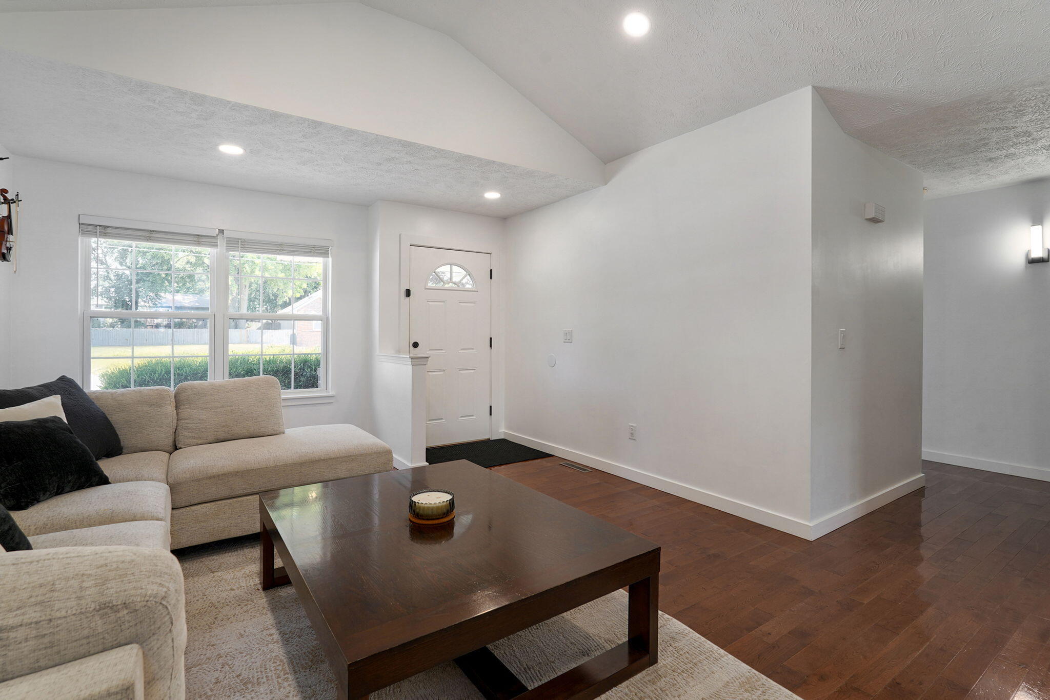 3430 West Riverside Street Property Photo 8