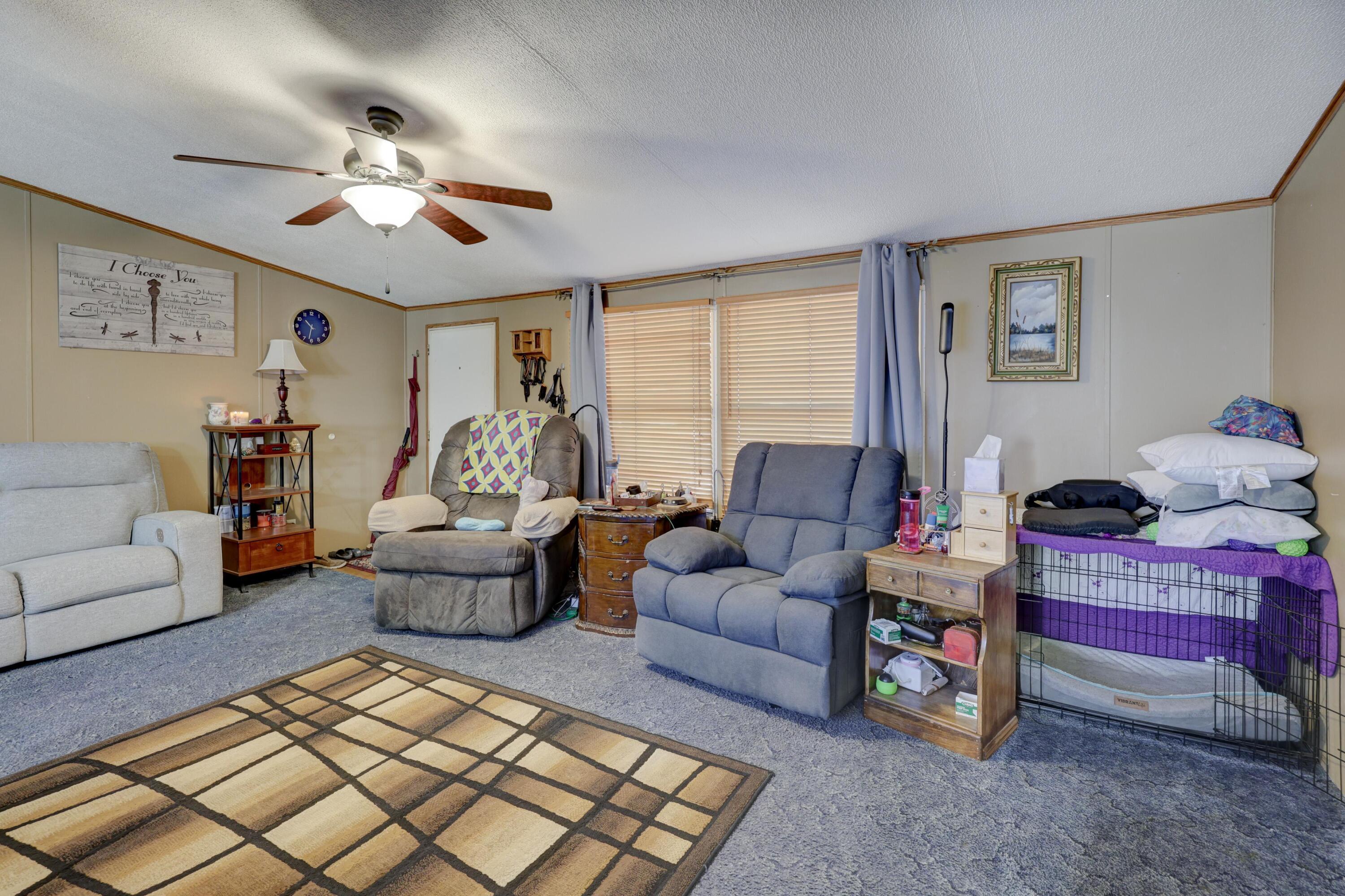 1634 Morrison Loop Property Photo 7