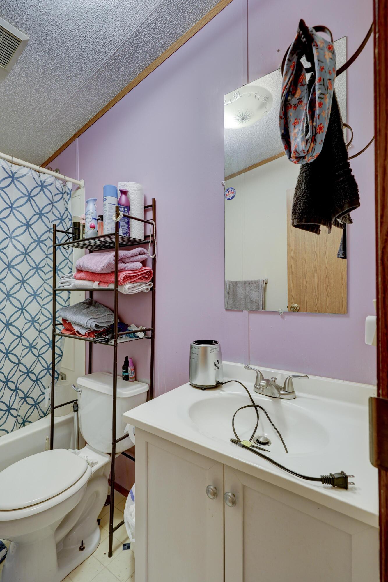 1634 Morrison Loop Property Photo 13