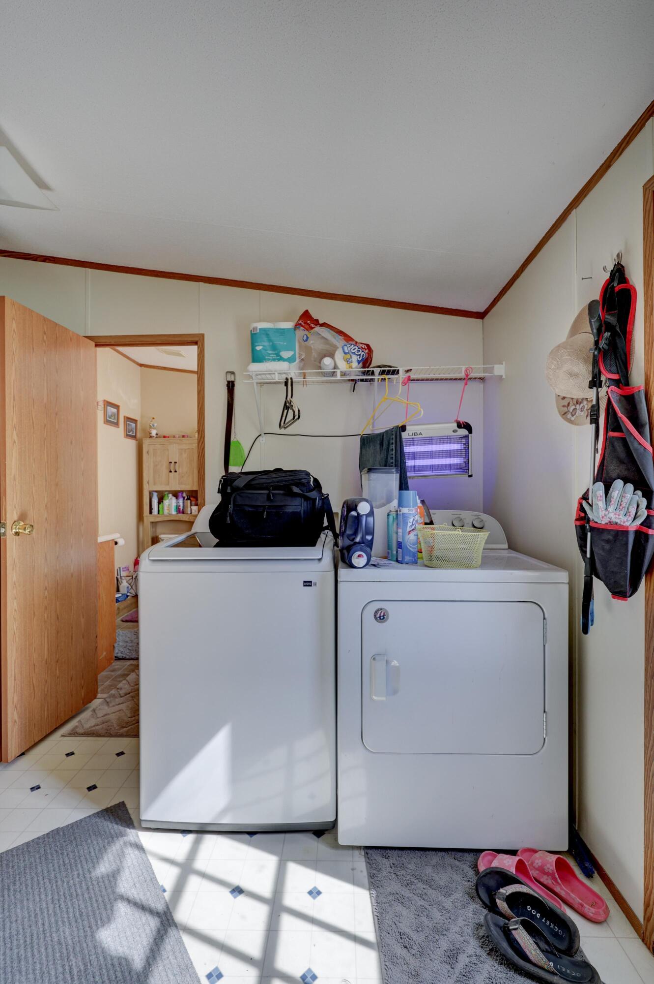 1634 Morrison Loop Property Photo 20