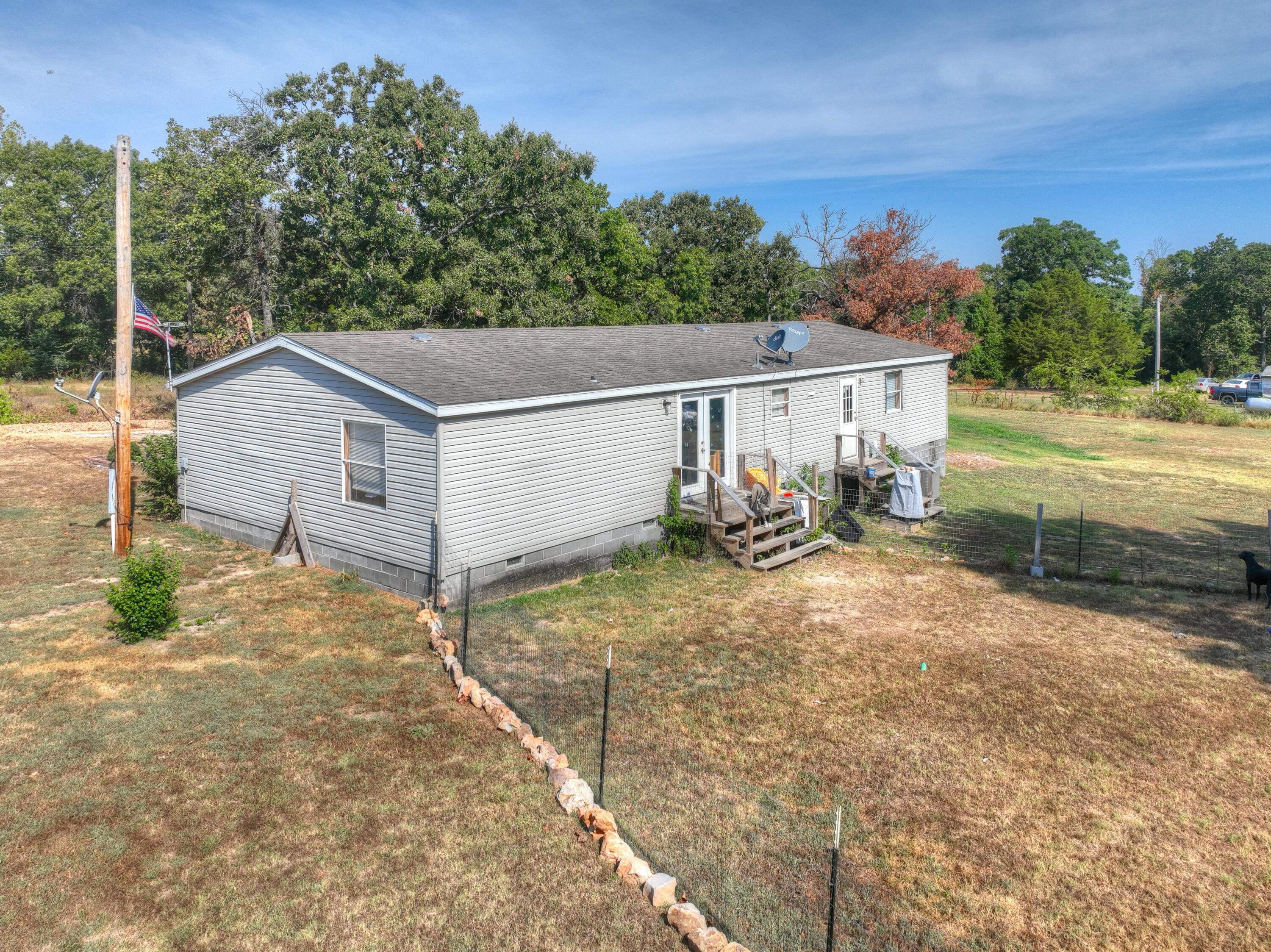 1634 Morrison Loop Property Photo 30