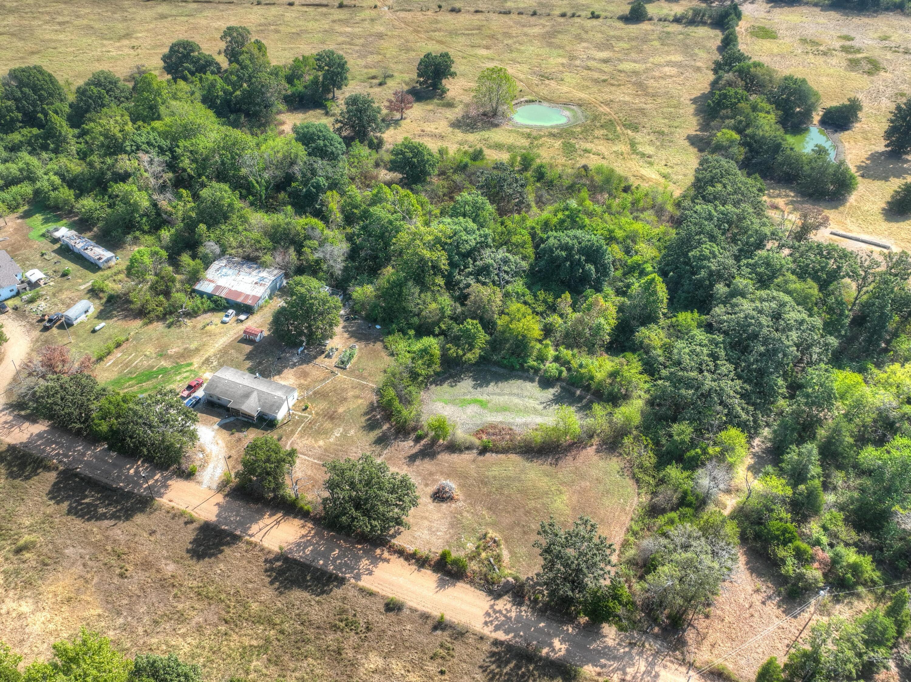 1634 Morrison Loop Property Photo 37
