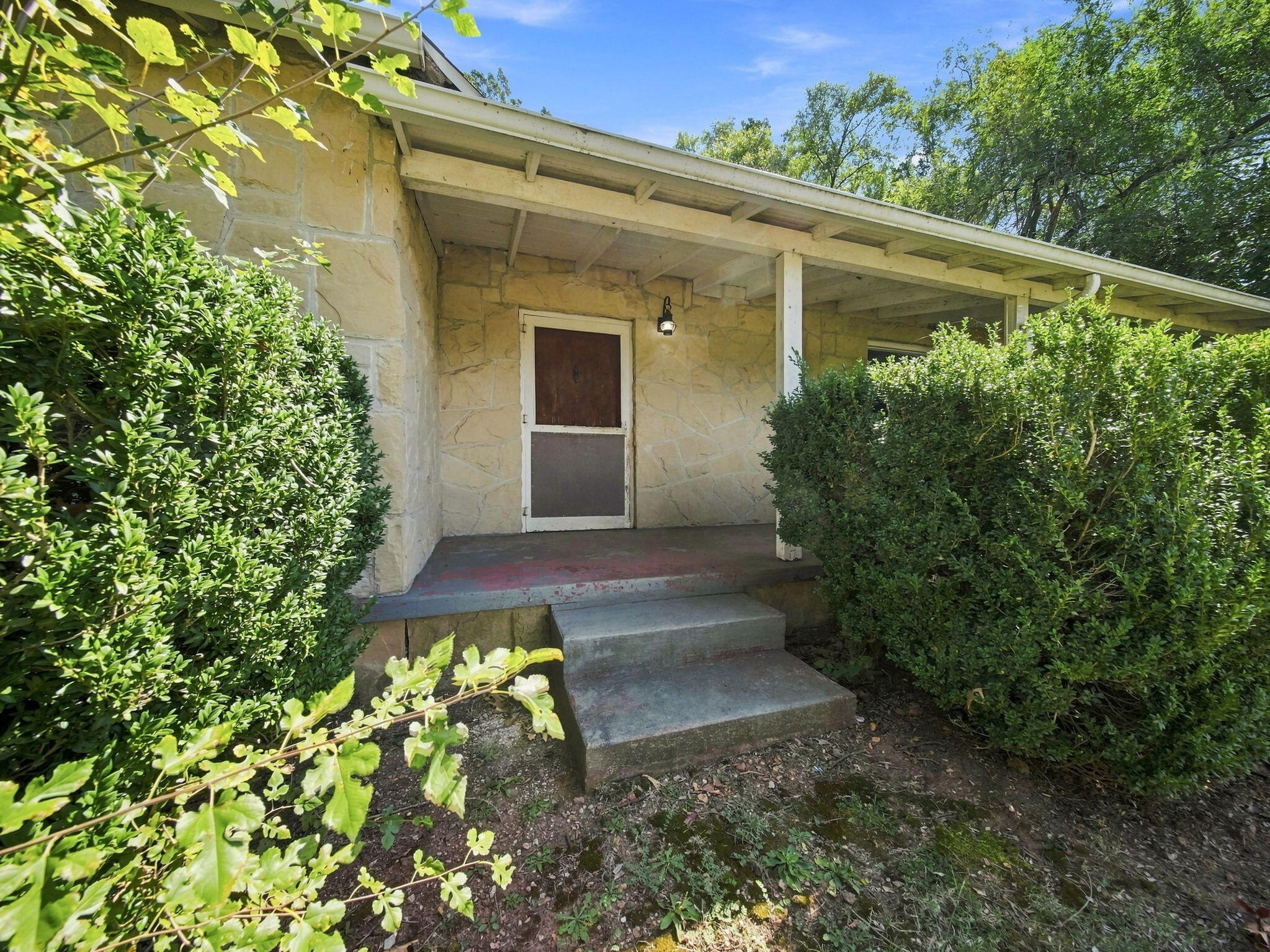 3001 North Weaver Road Property Photo 4