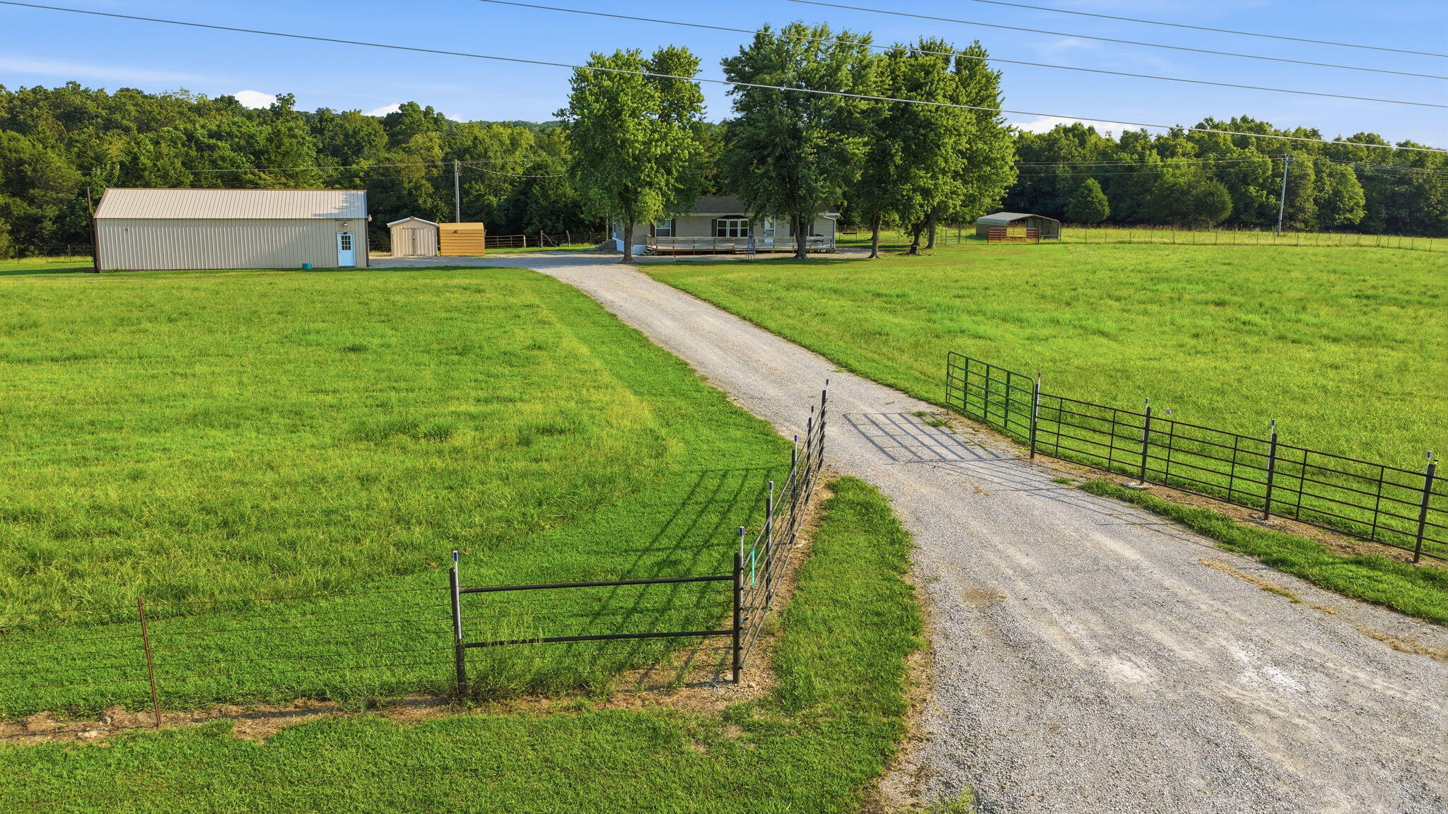 13449 State Highway J Property Photo 2