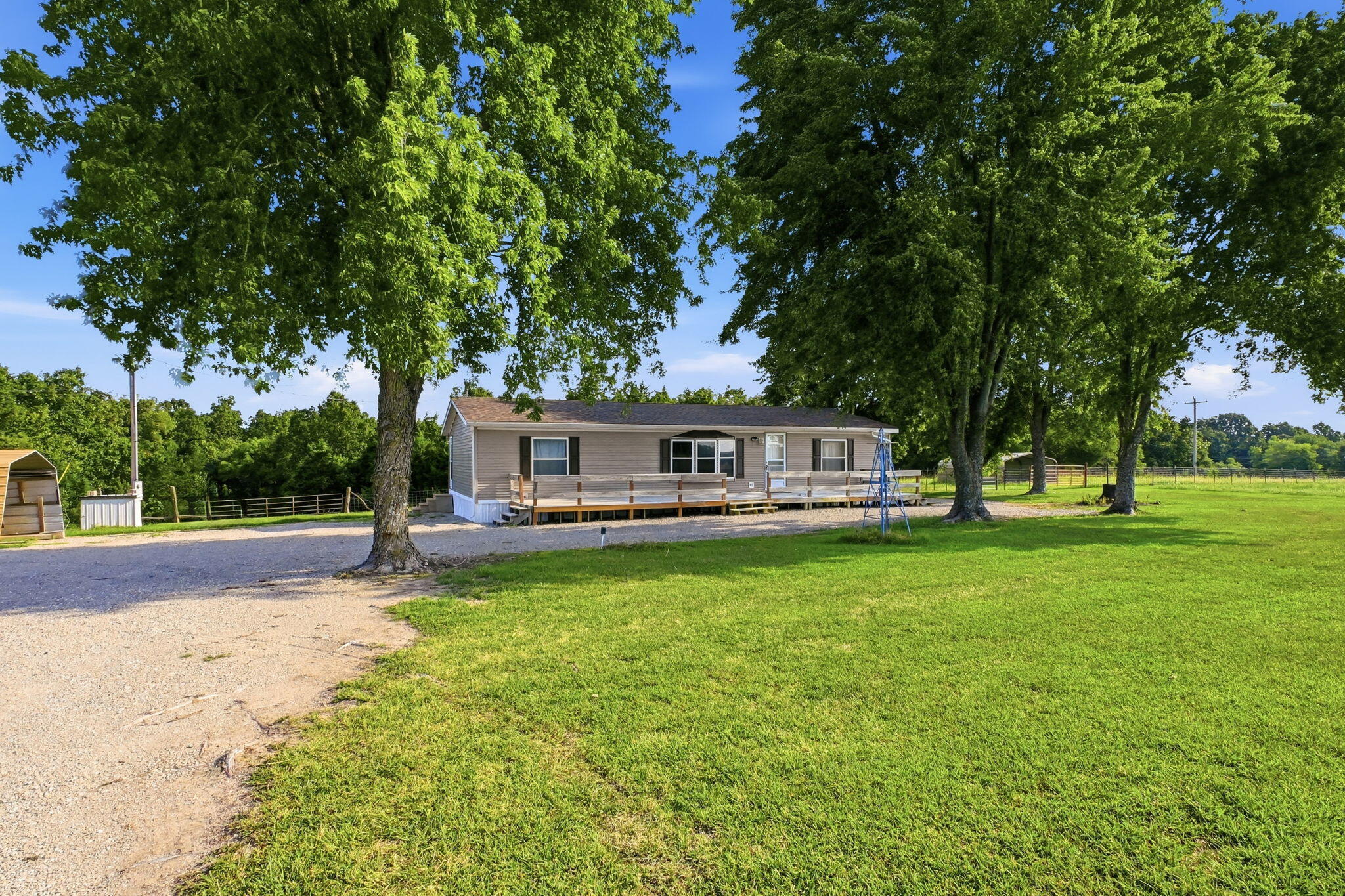 13449 State Highway J Property Photo 4