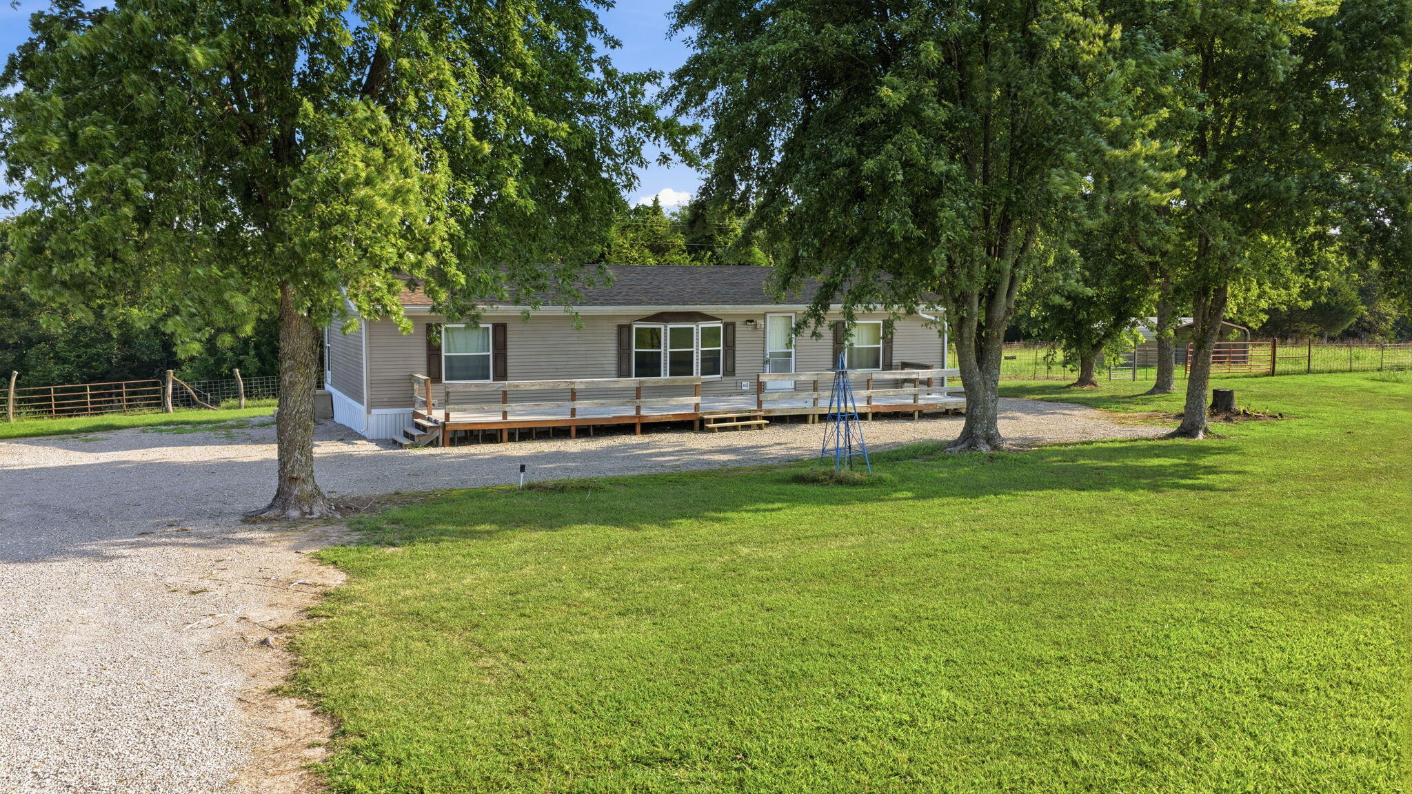 13449 State Highway J Property Photo 10