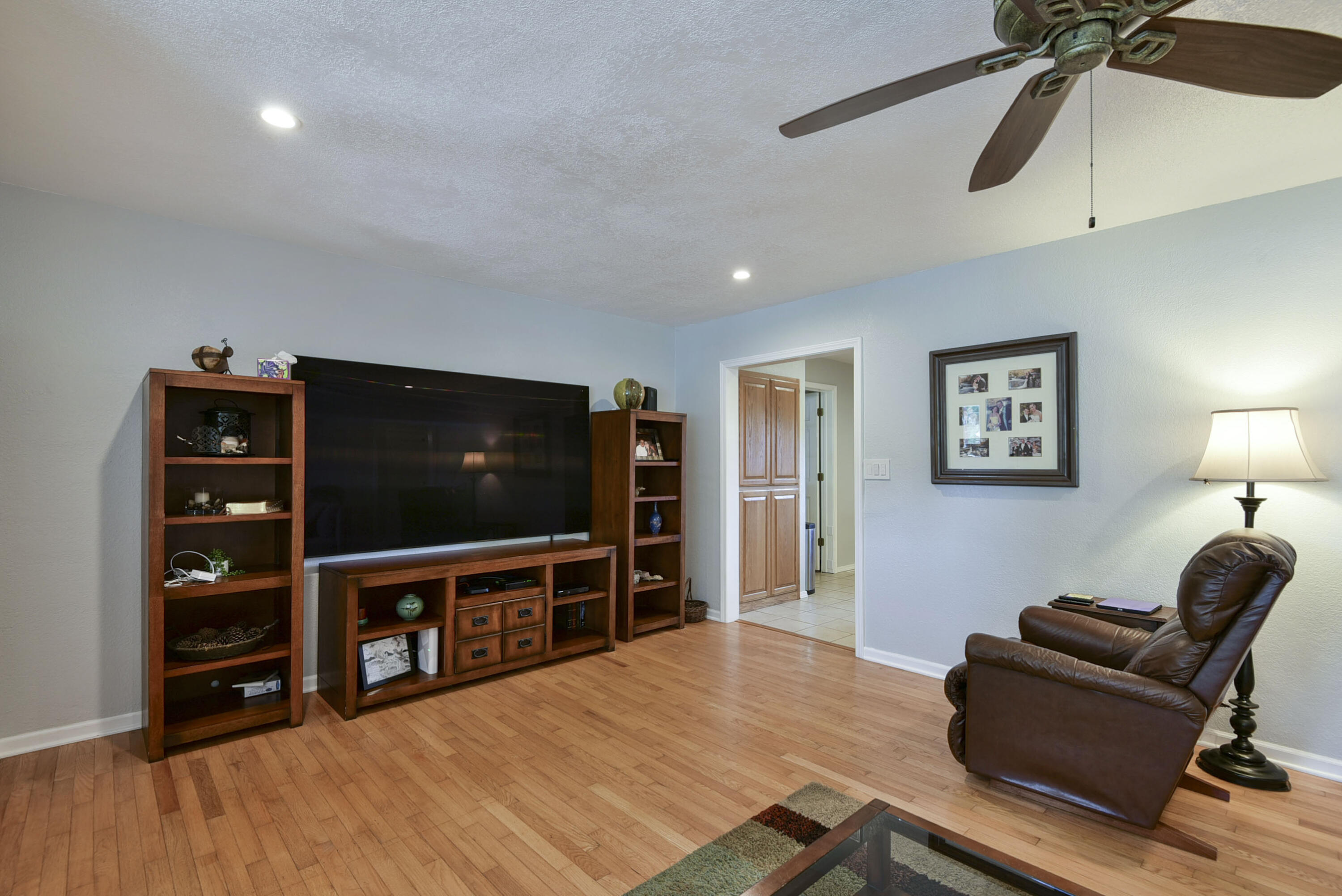 2685 West Farm Road 182 Property Photo 7