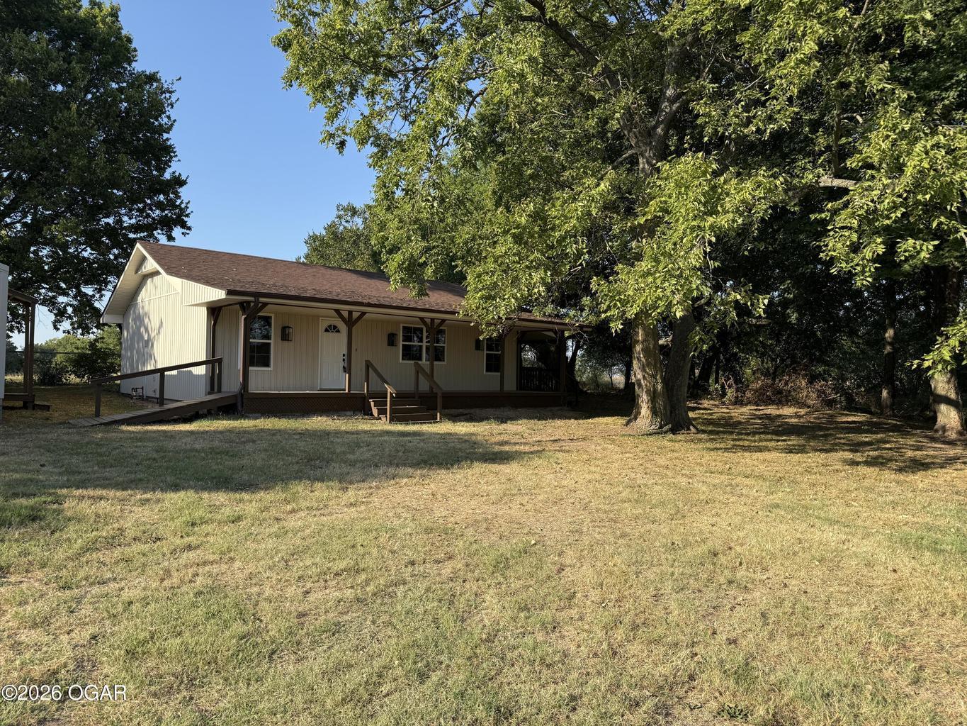 19902 Fir Road Property Photo 4