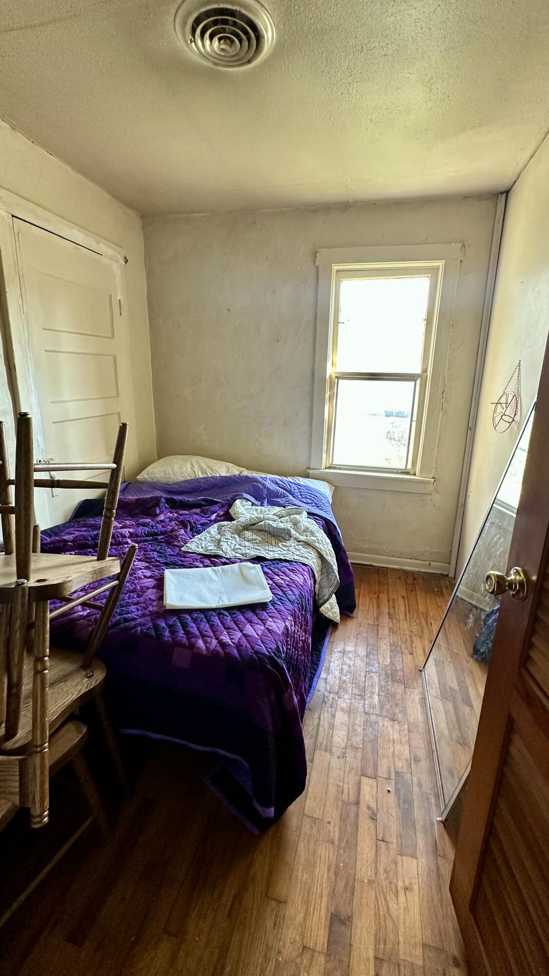 8301 Creek Road Property Photo 11