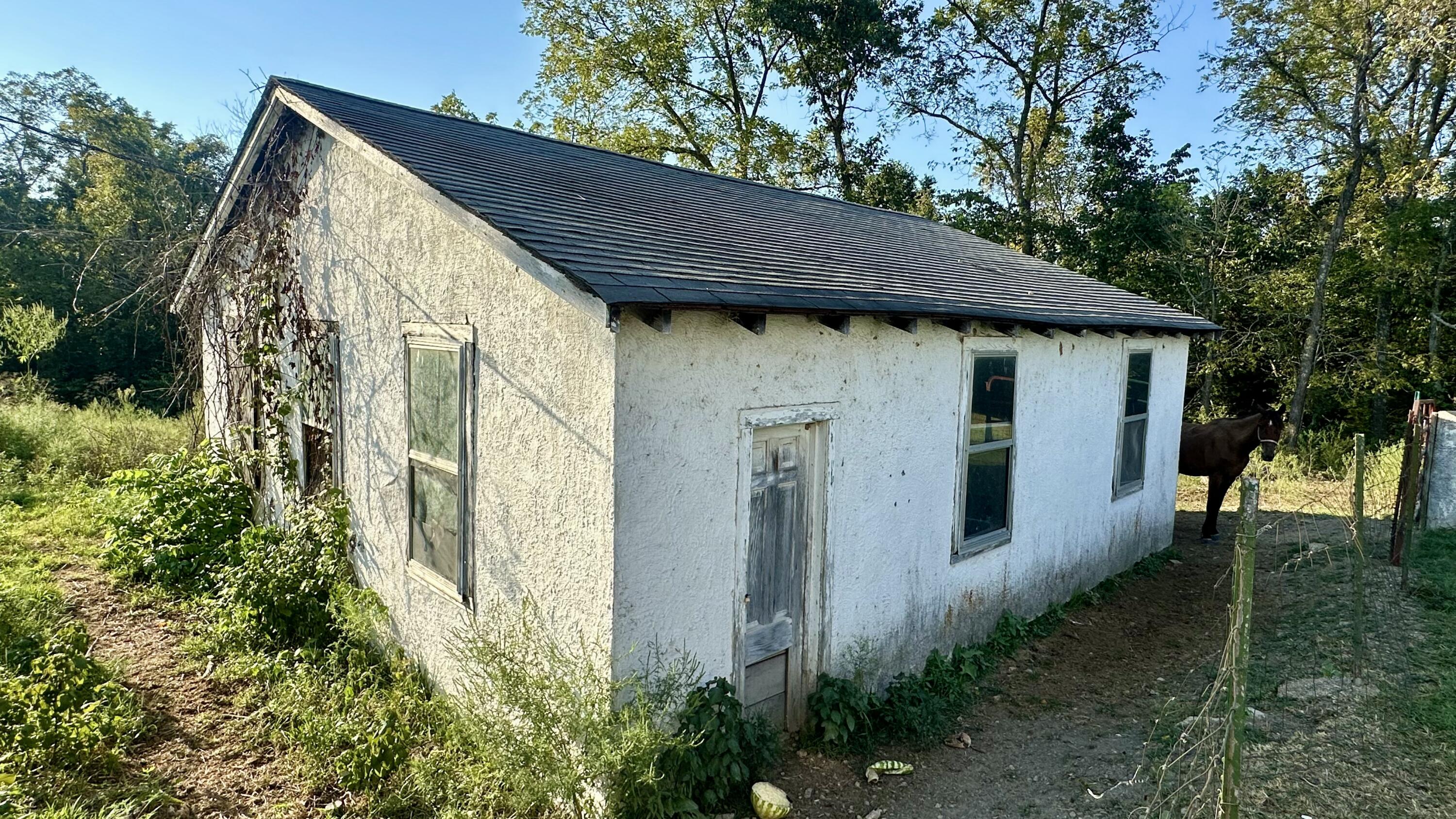 8301 Creek Road Property Photo 19
