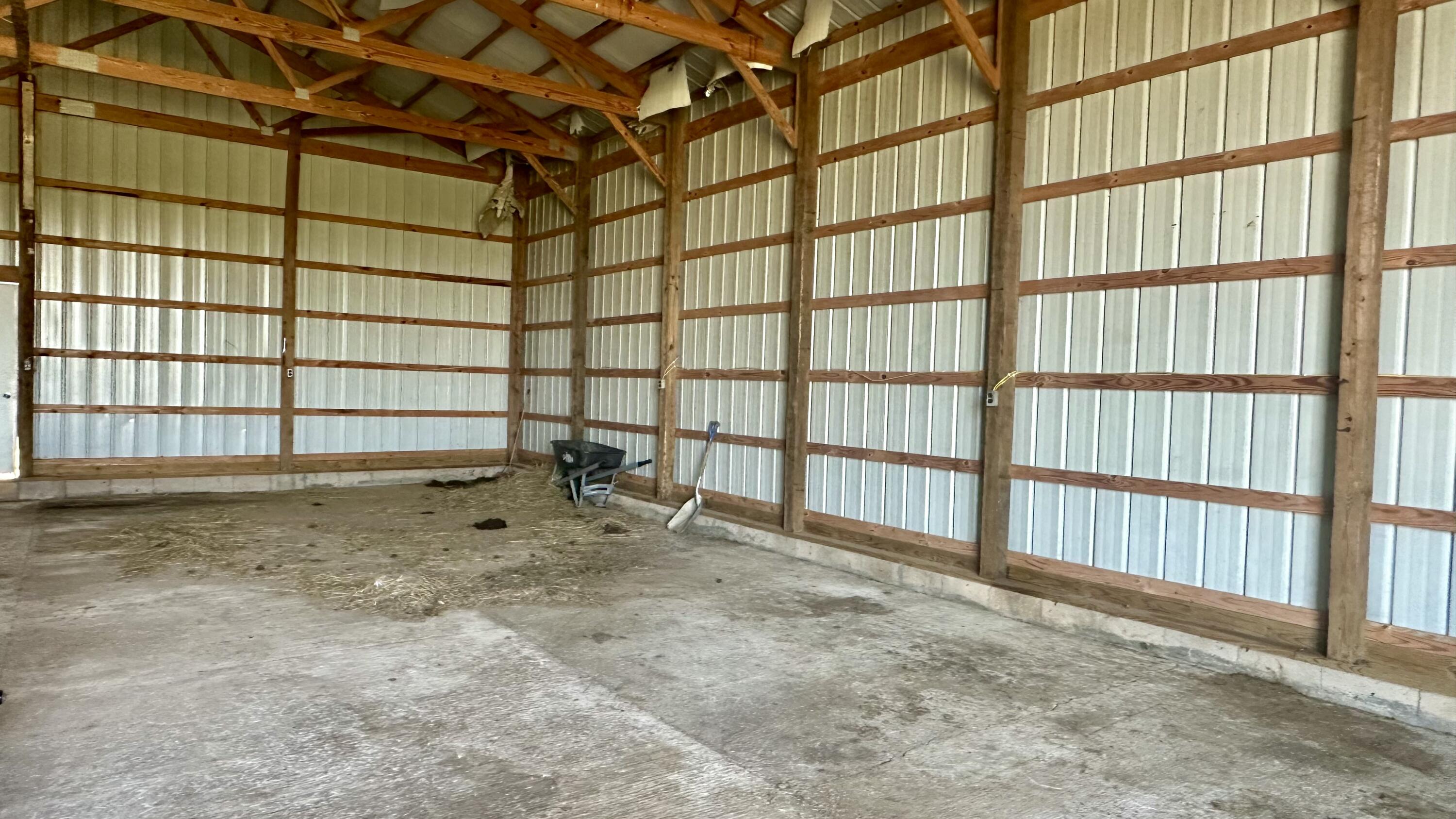 8301 Creek Road Property Photo 21