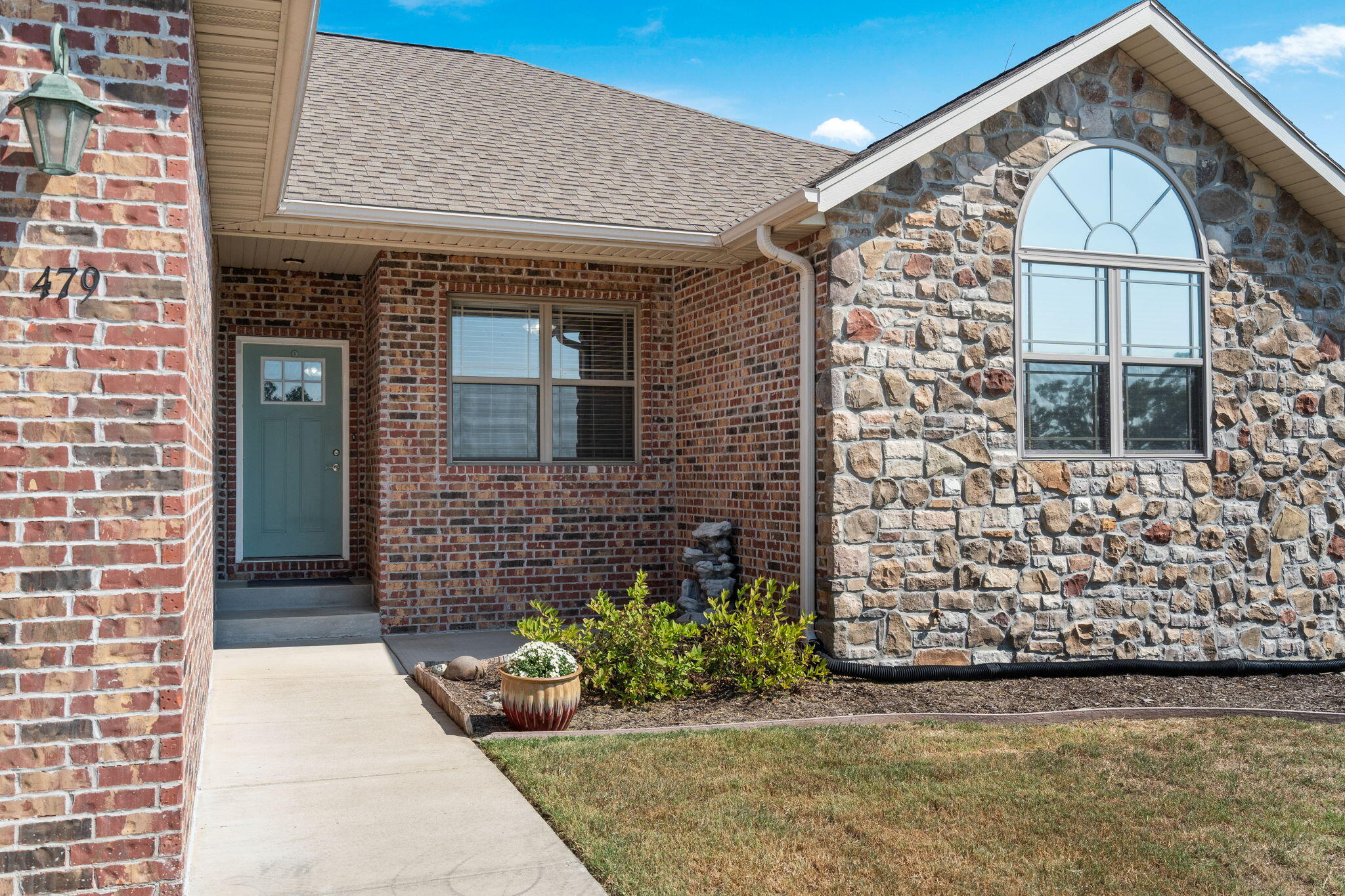 479 Southview Drive Property Photo 6