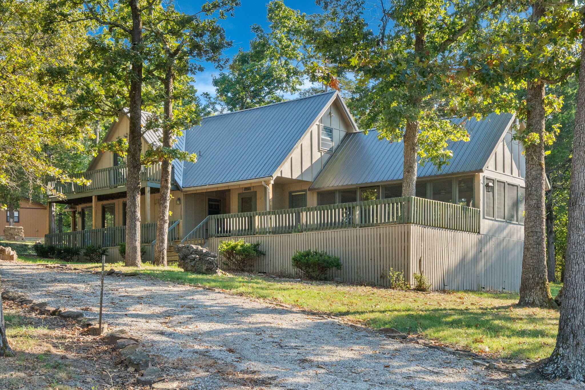 1109 Flicker Drive Property Photo 2