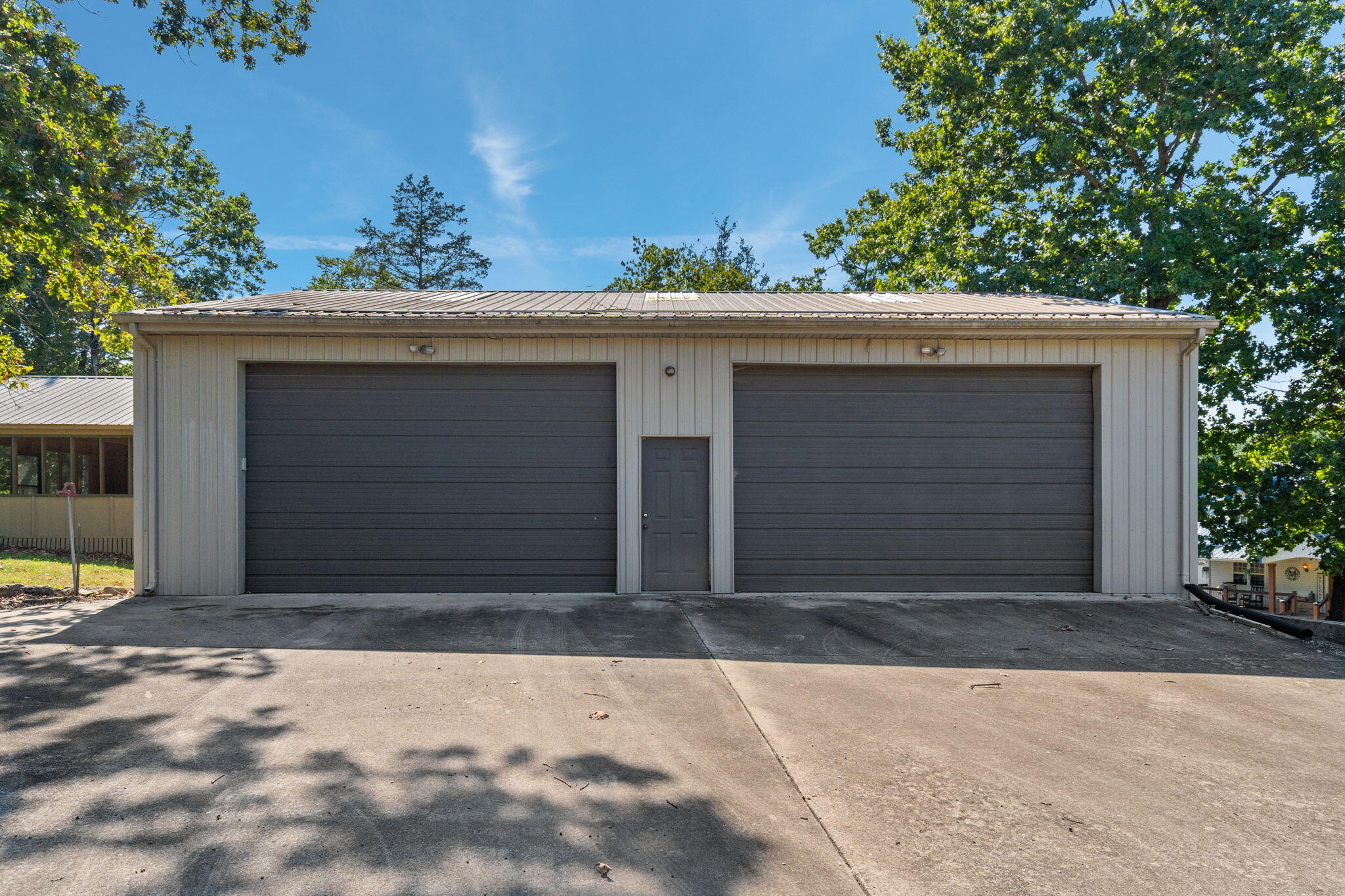 1109 Flicker Drive Property Photo 3