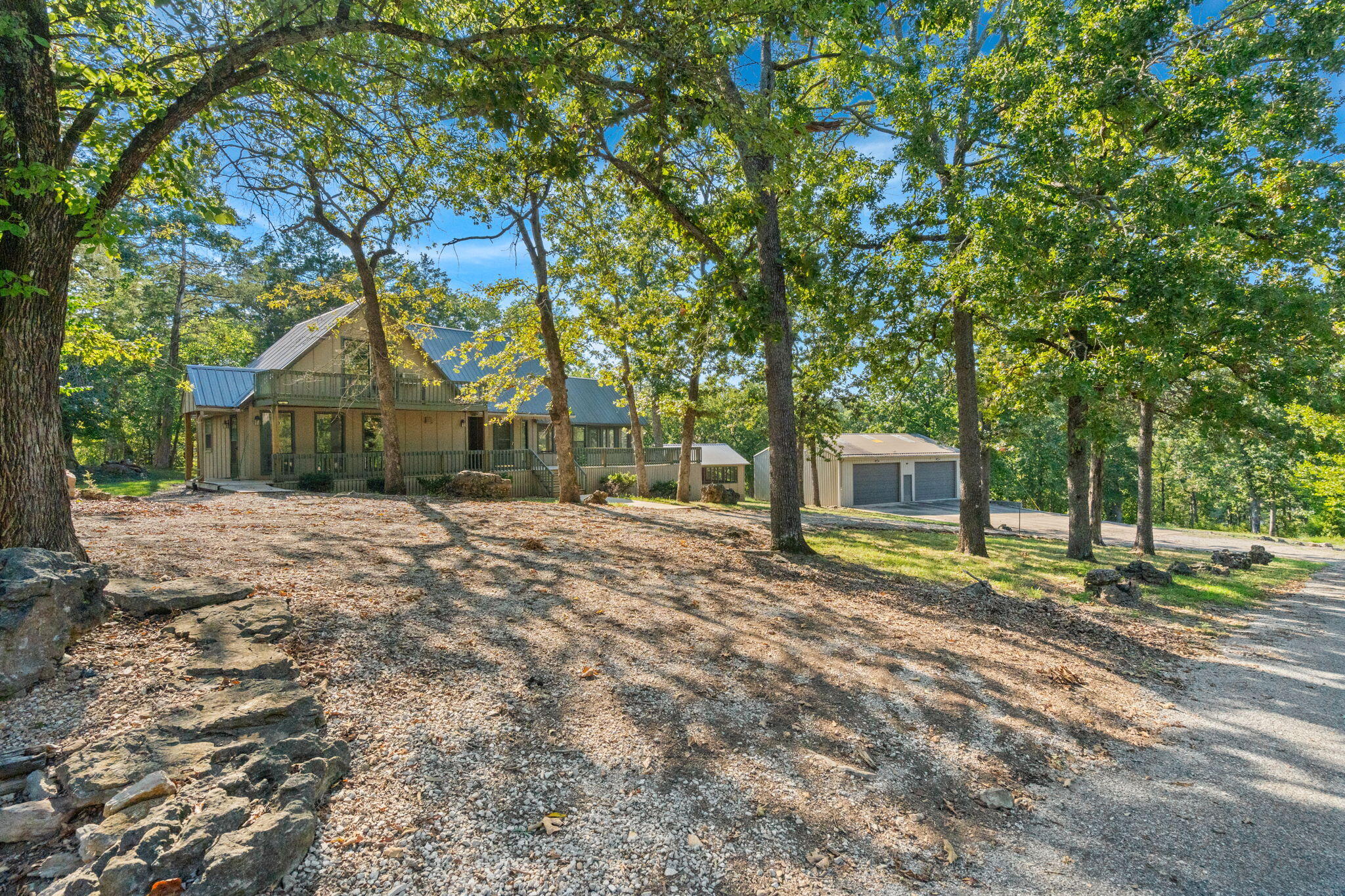 1109 Flicker Drive Property Photo 6