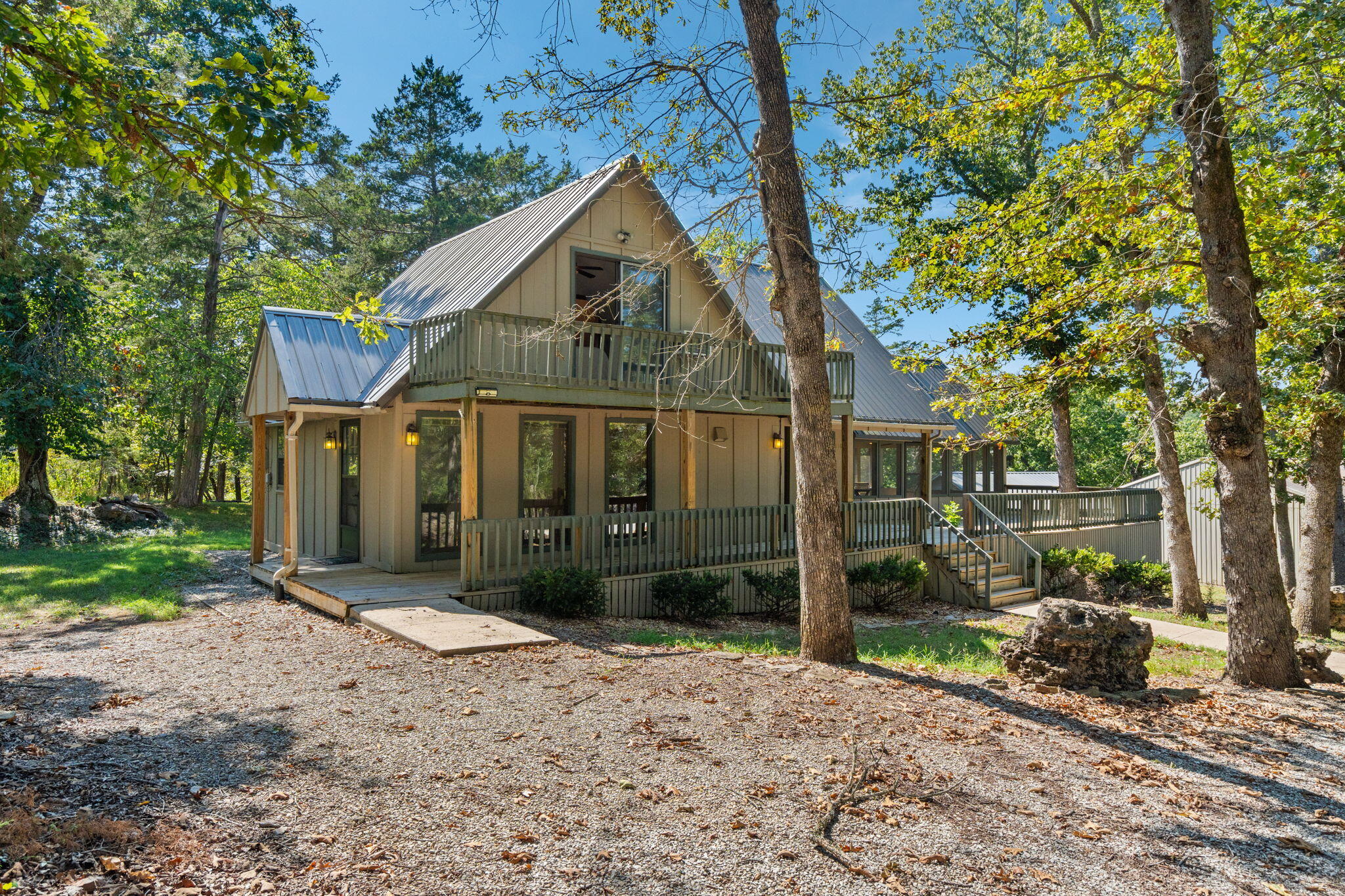 1109 Flicker Drive Property Photo 8