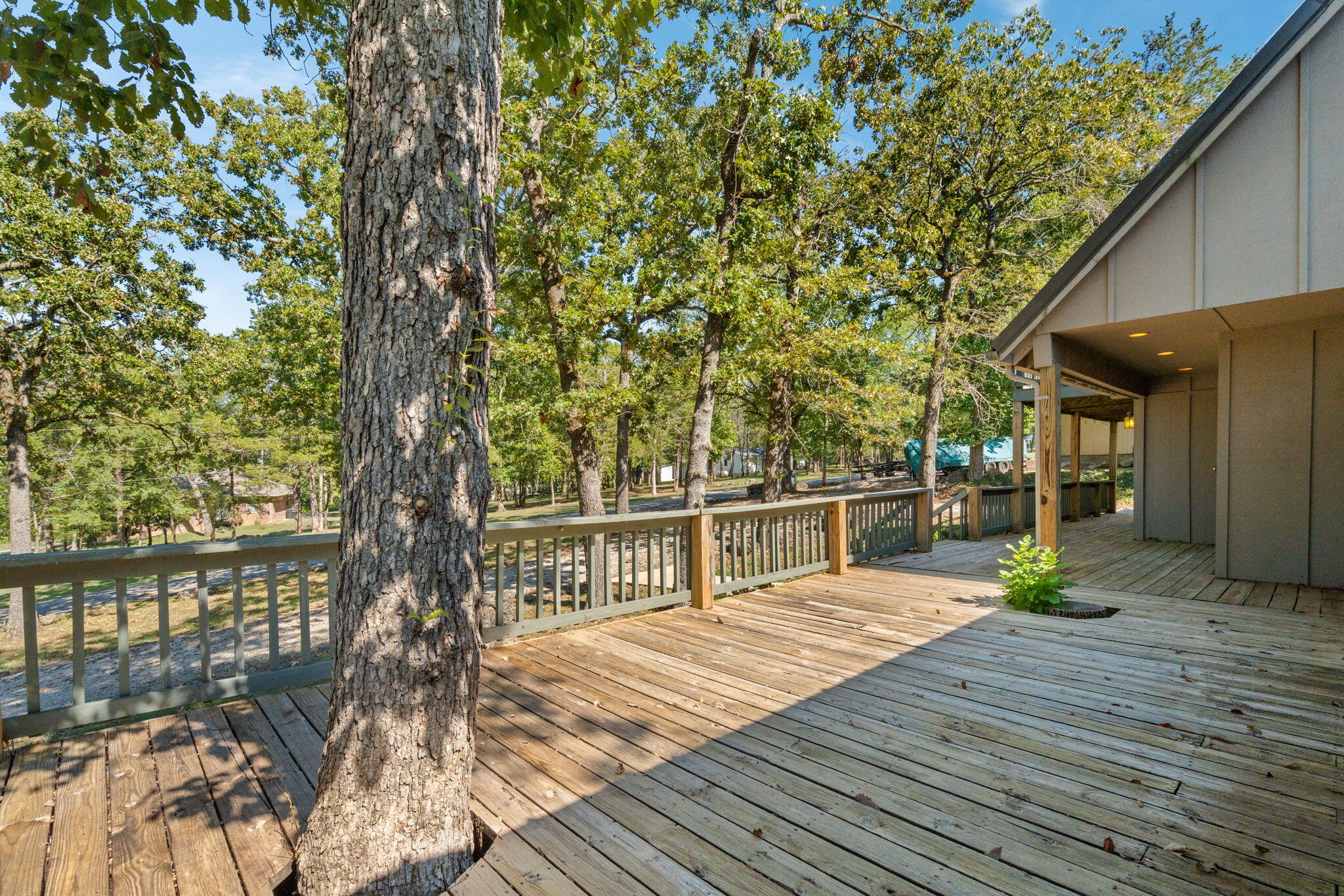 1109 Flicker Drive Property Photo 10