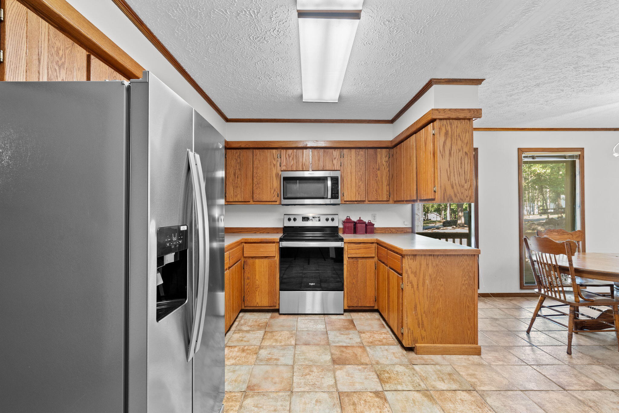 1109 Flicker Drive Property Photo 16