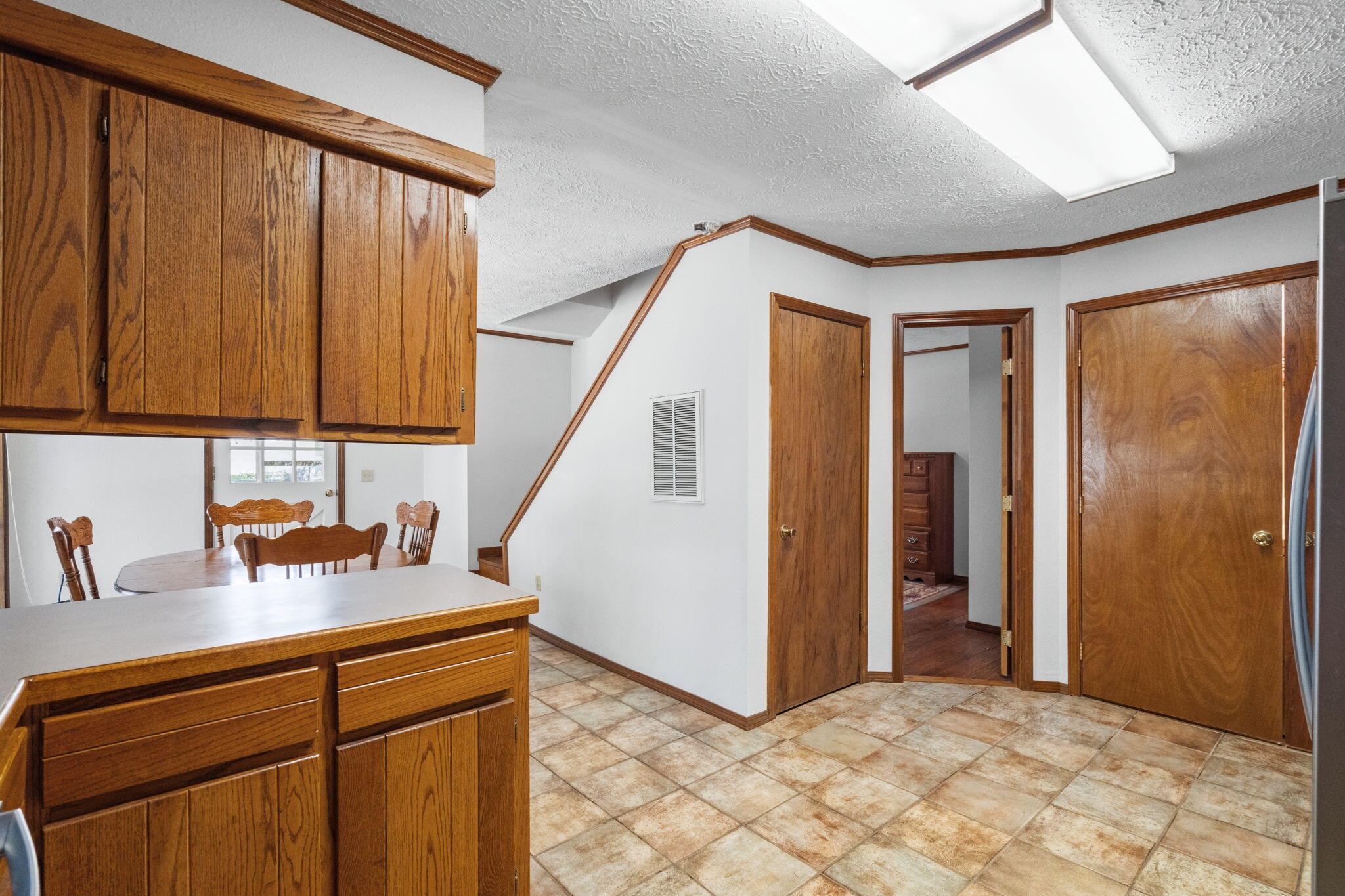1109 Flicker Drive Property Photo 18