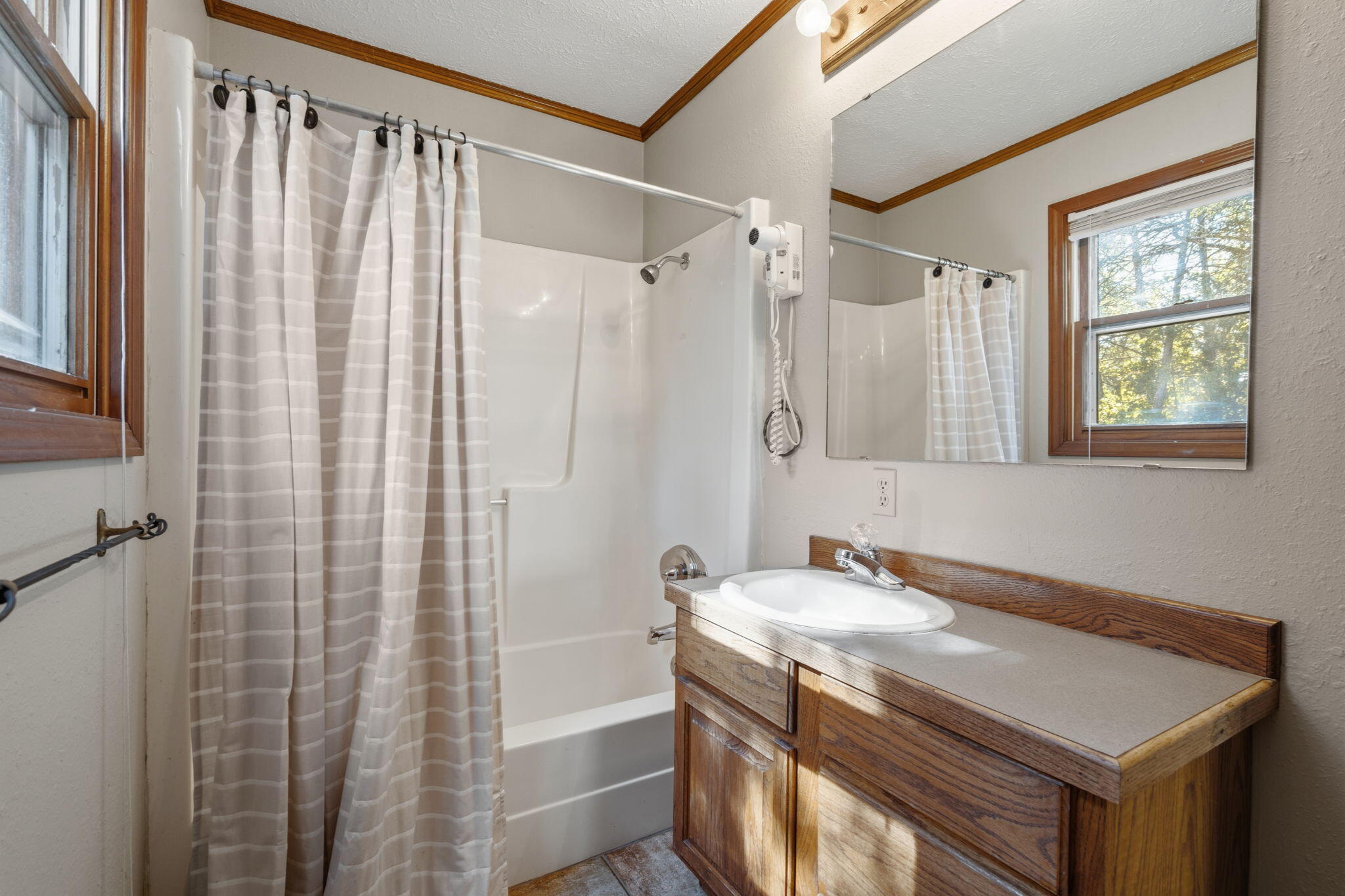 1109 Flicker Drive Property Photo 26