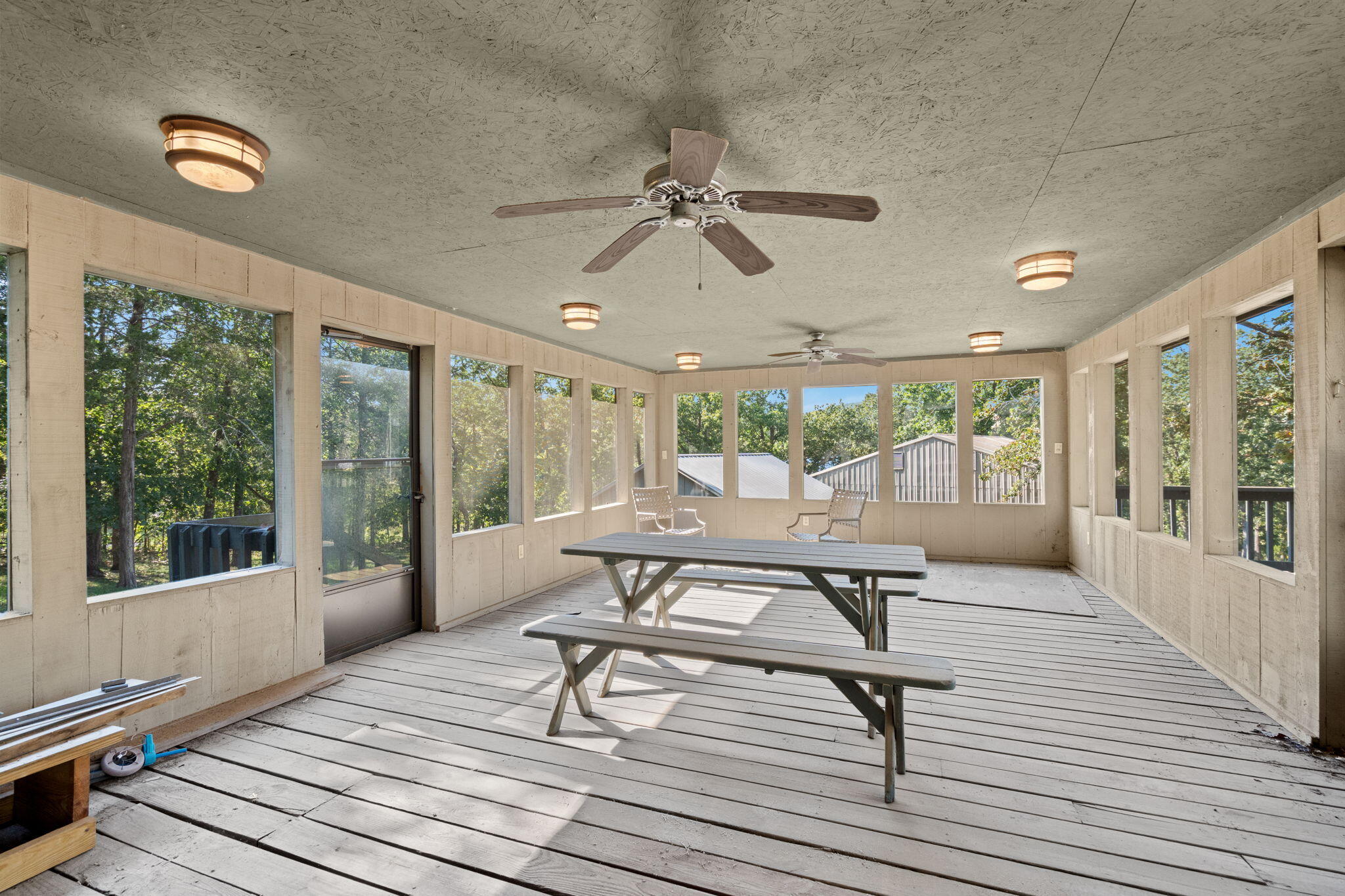 1109 Flicker Drive Property Photo 35