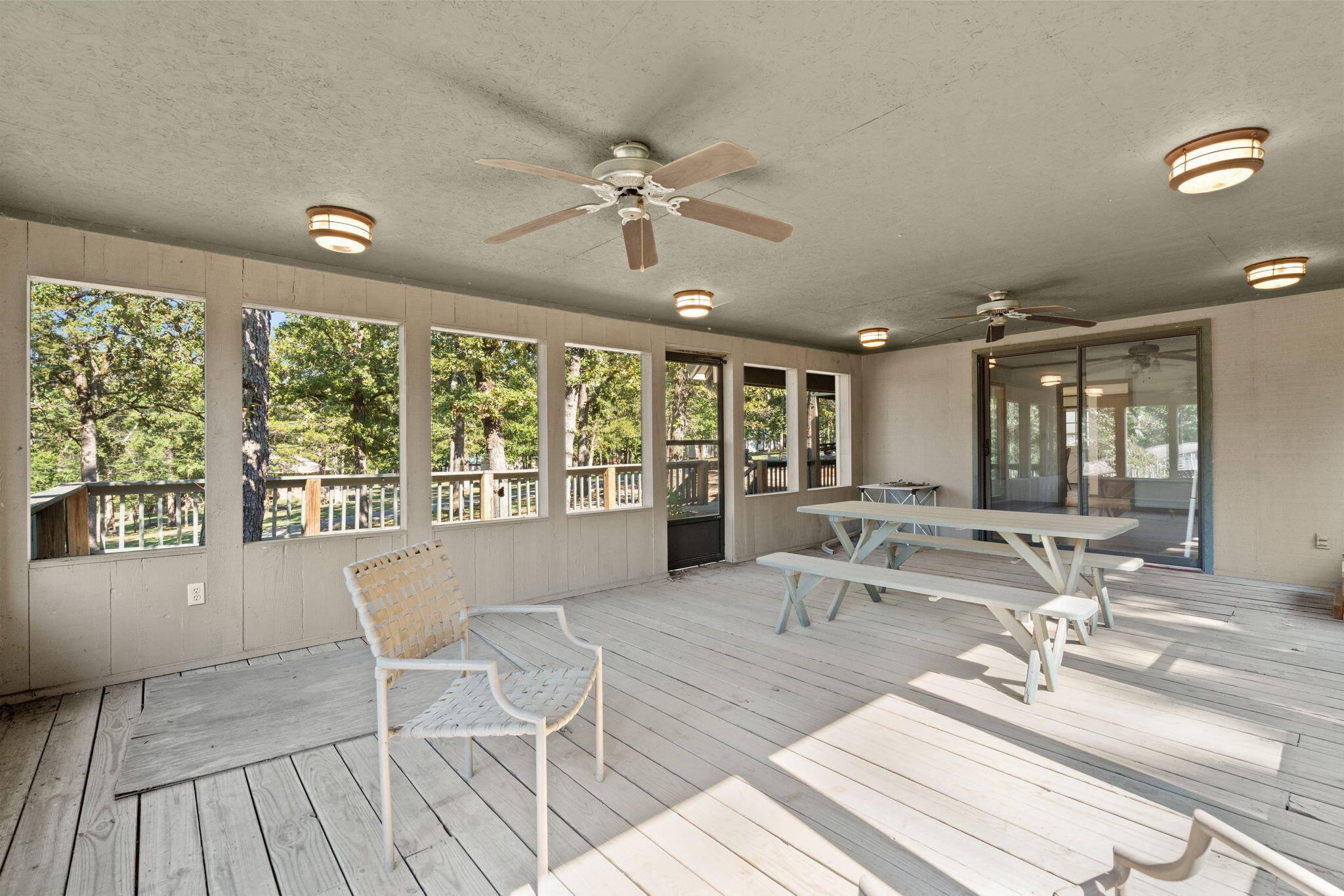 1109 Flicker Drive Property Photo 36