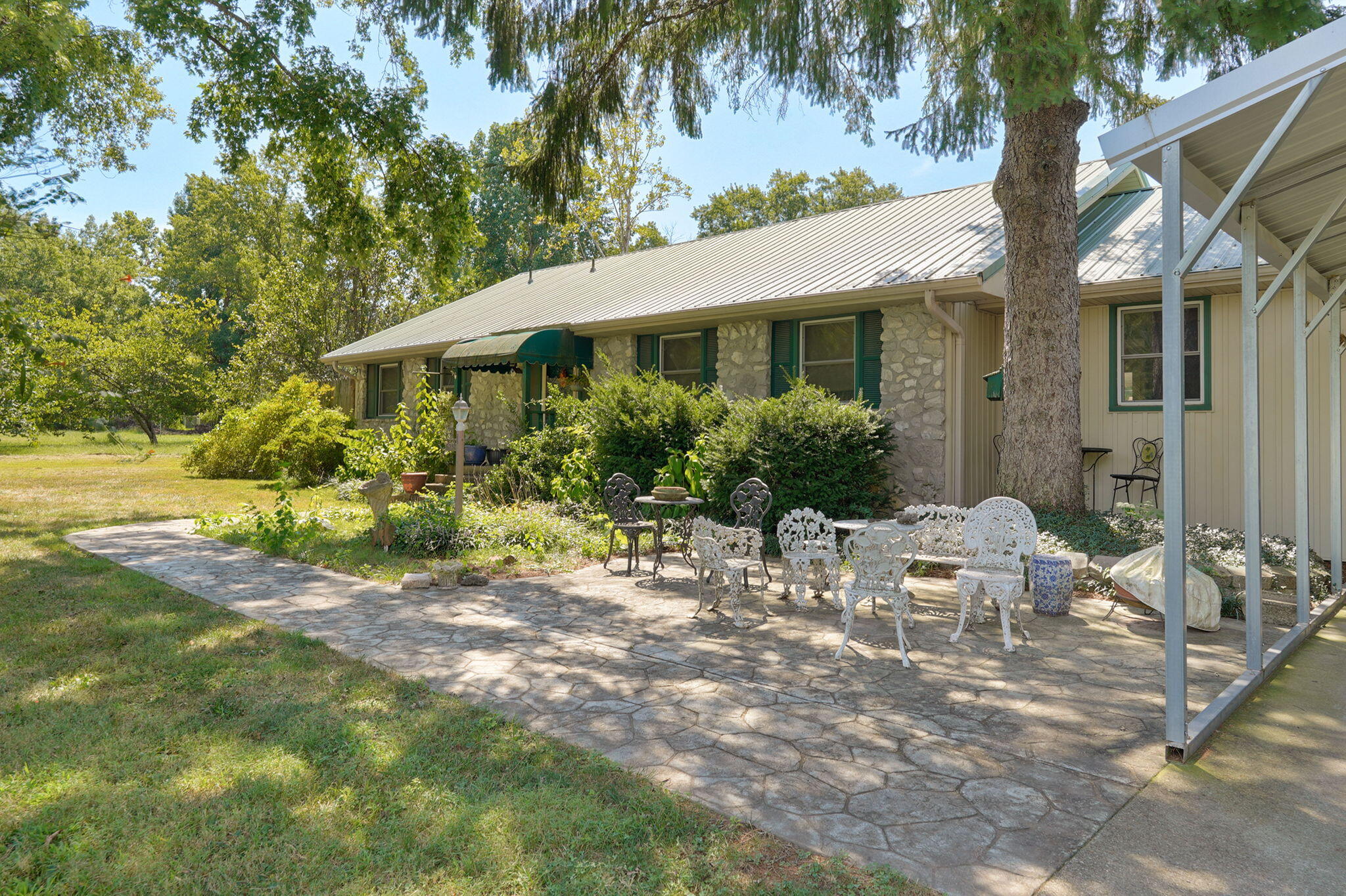 6230 East Spring Circle Circle Property Photo 5