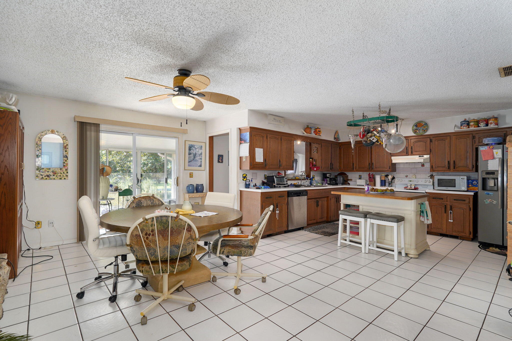 6230 East Spring Circle Circle Property Photo 8