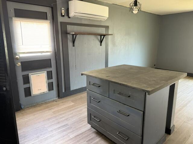 1819 Olive Street Property Photo 3