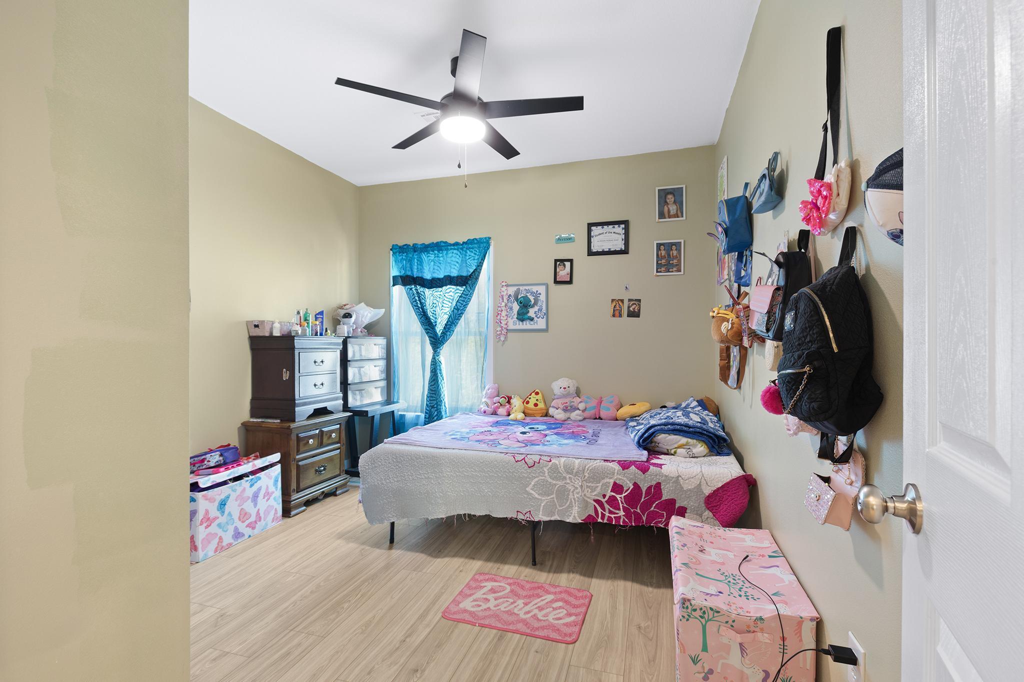 1117 Oak Street Property Photo 10
