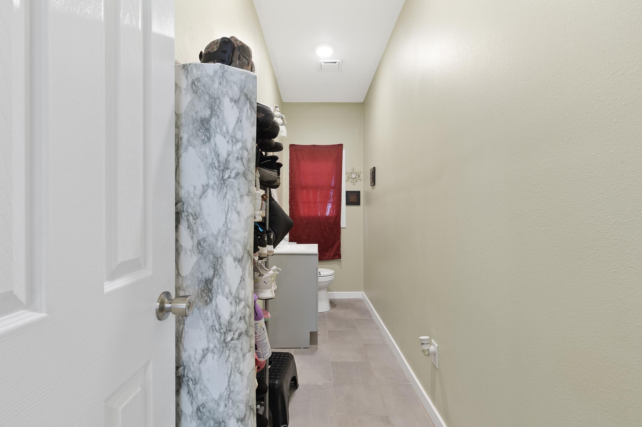 1117 Oak Street Property Photo 15