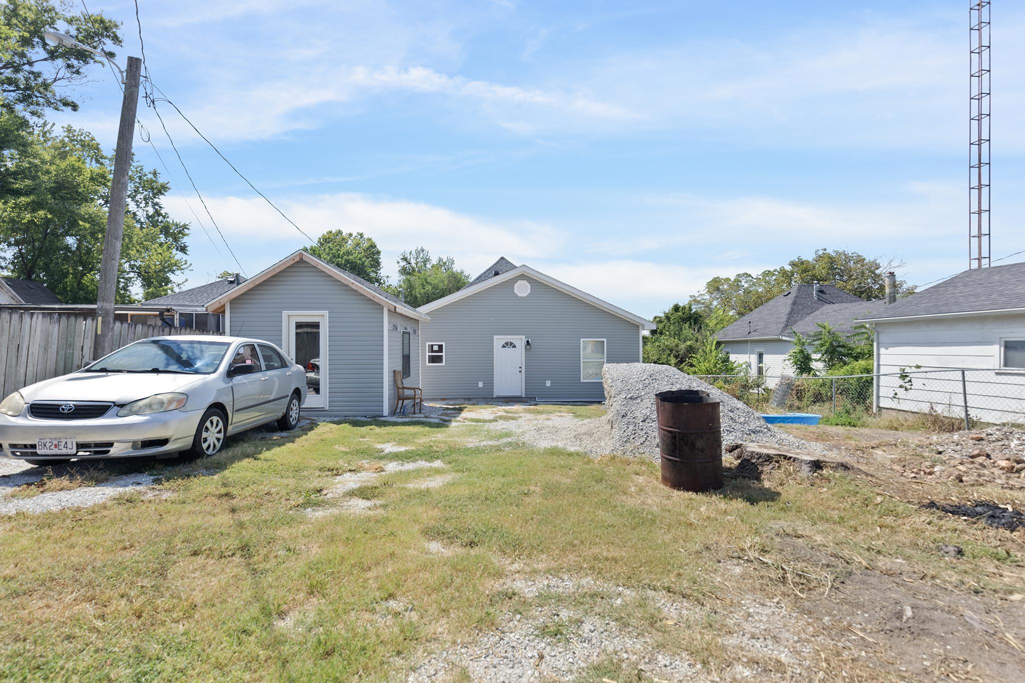 1117 Oak Street Property Photo 16