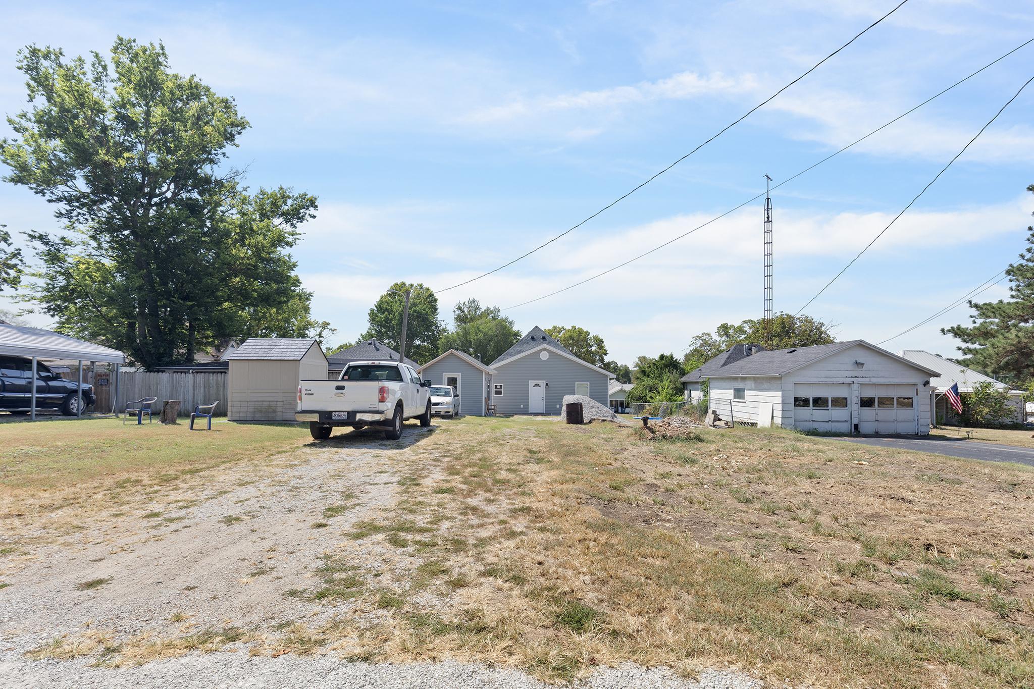 1117 Oak Street Property Photo 17