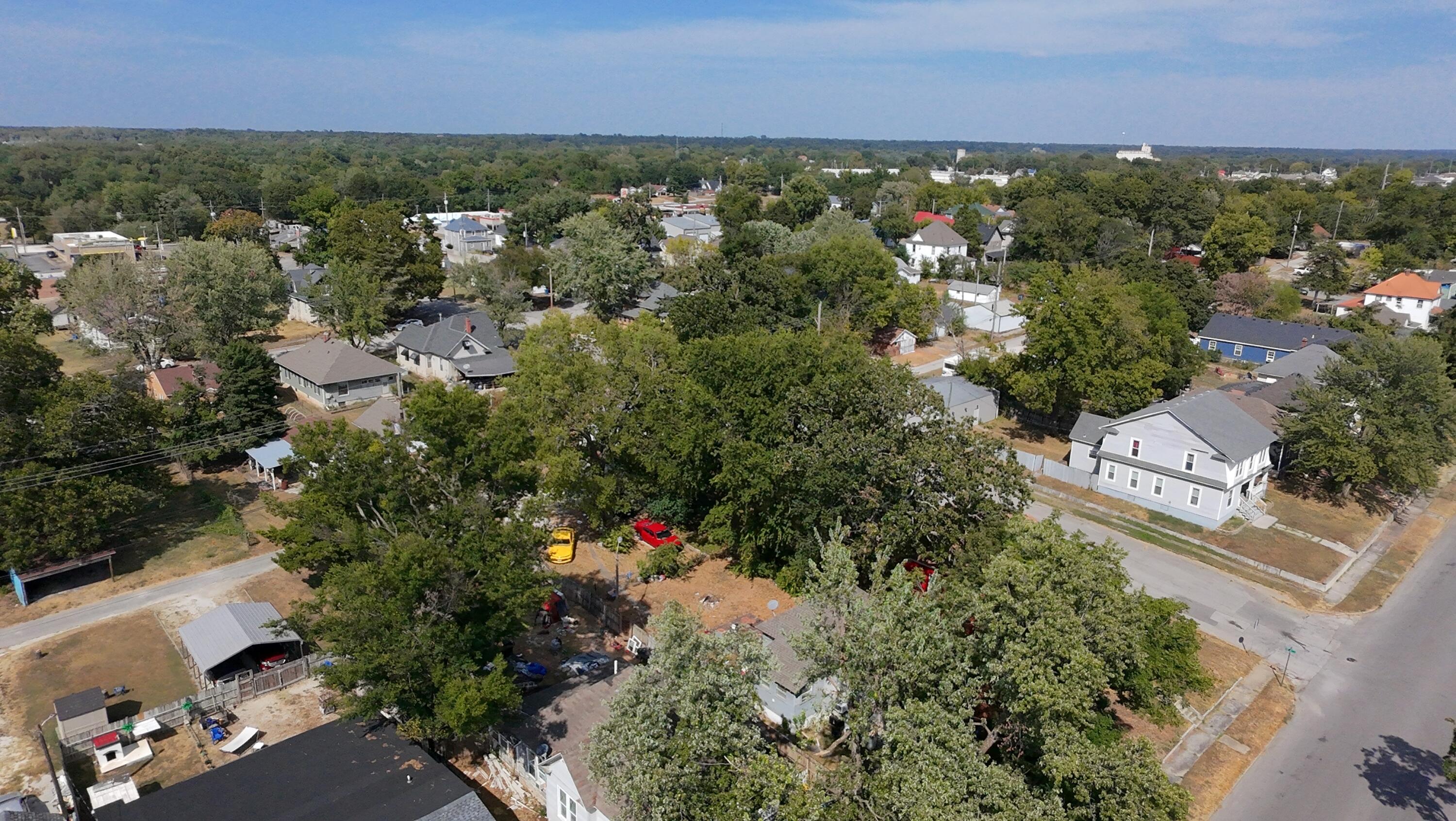 1117 Oak Street Property Photo 23