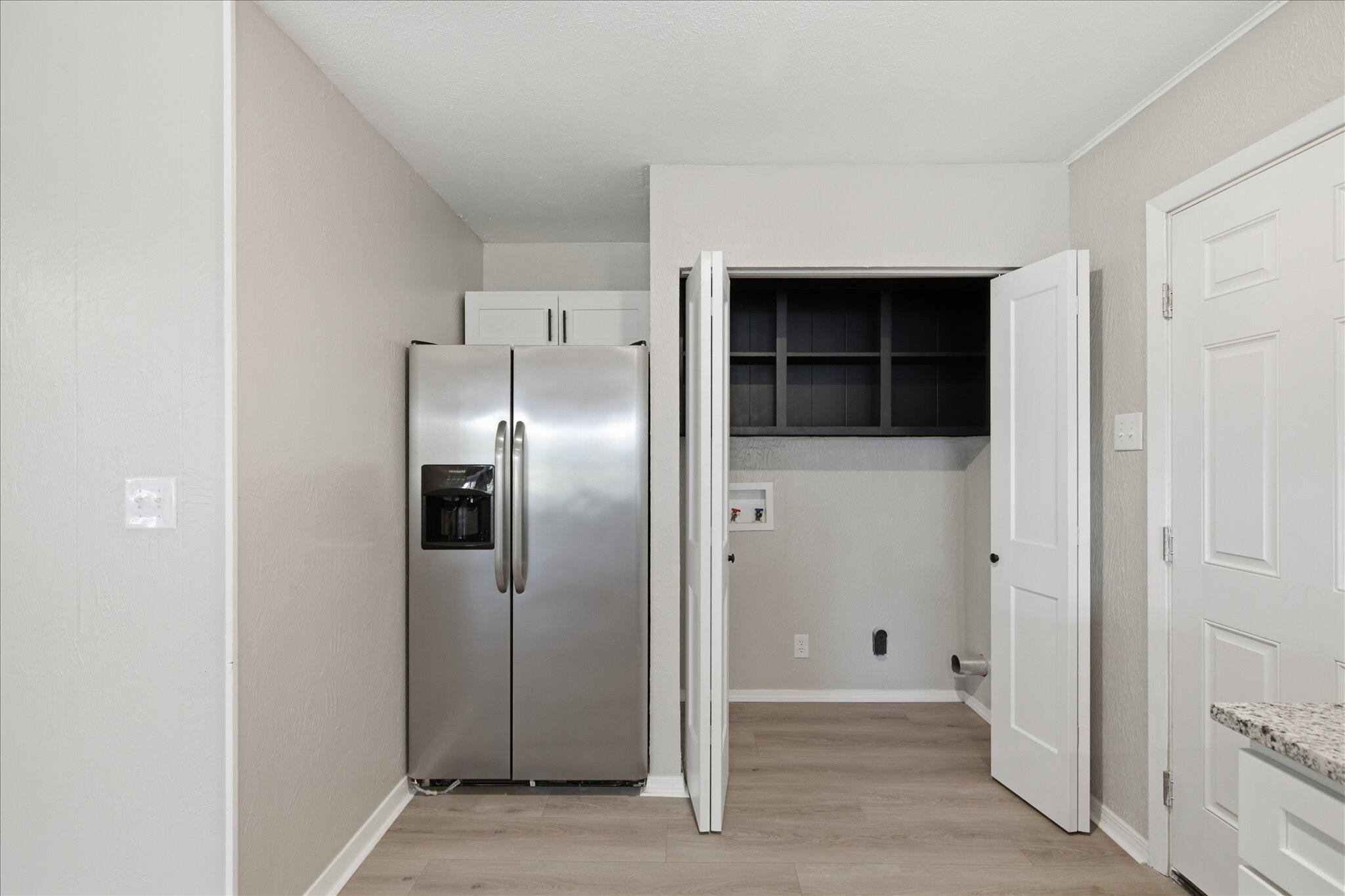 1015 West Downing Street Property Photo 8