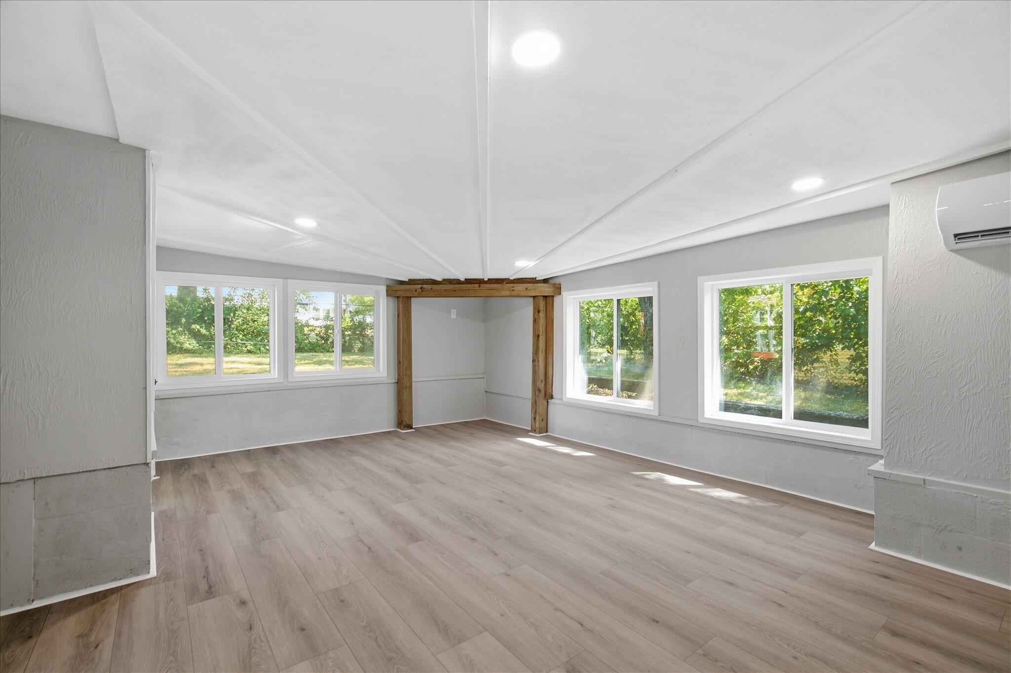 1015 West Downing Street Property Photo 17