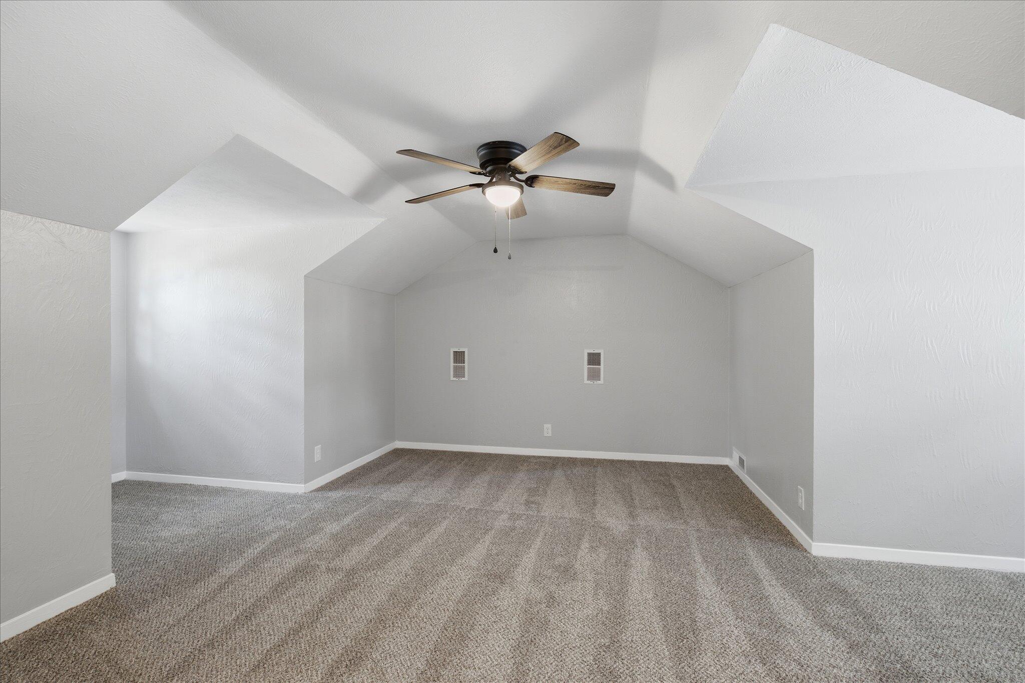 1015 West Downing Street Property Photo 22