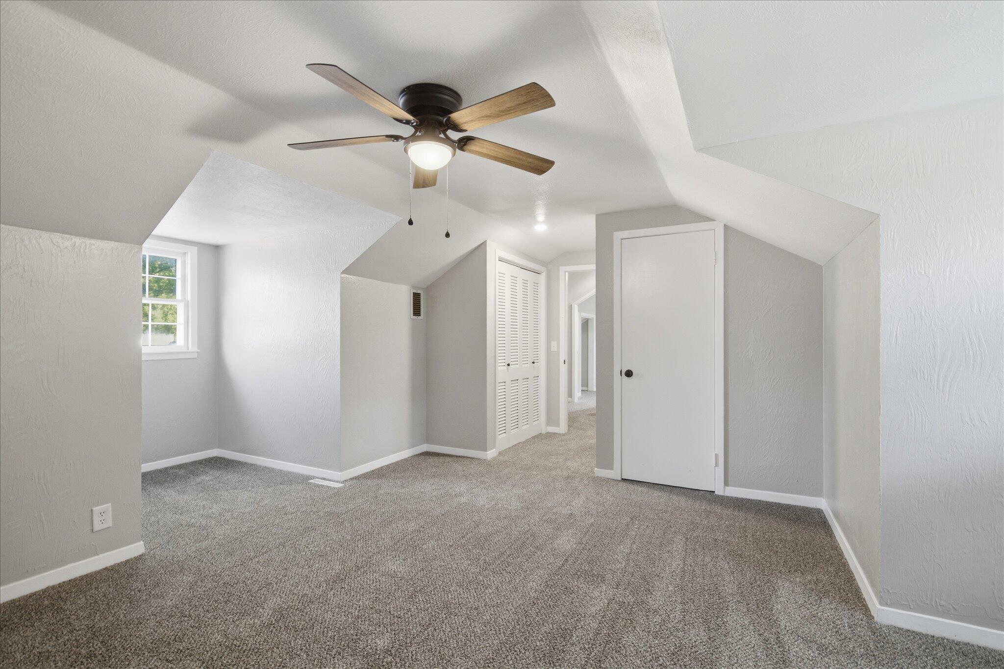 1015 West Downing Street Property Photo 23