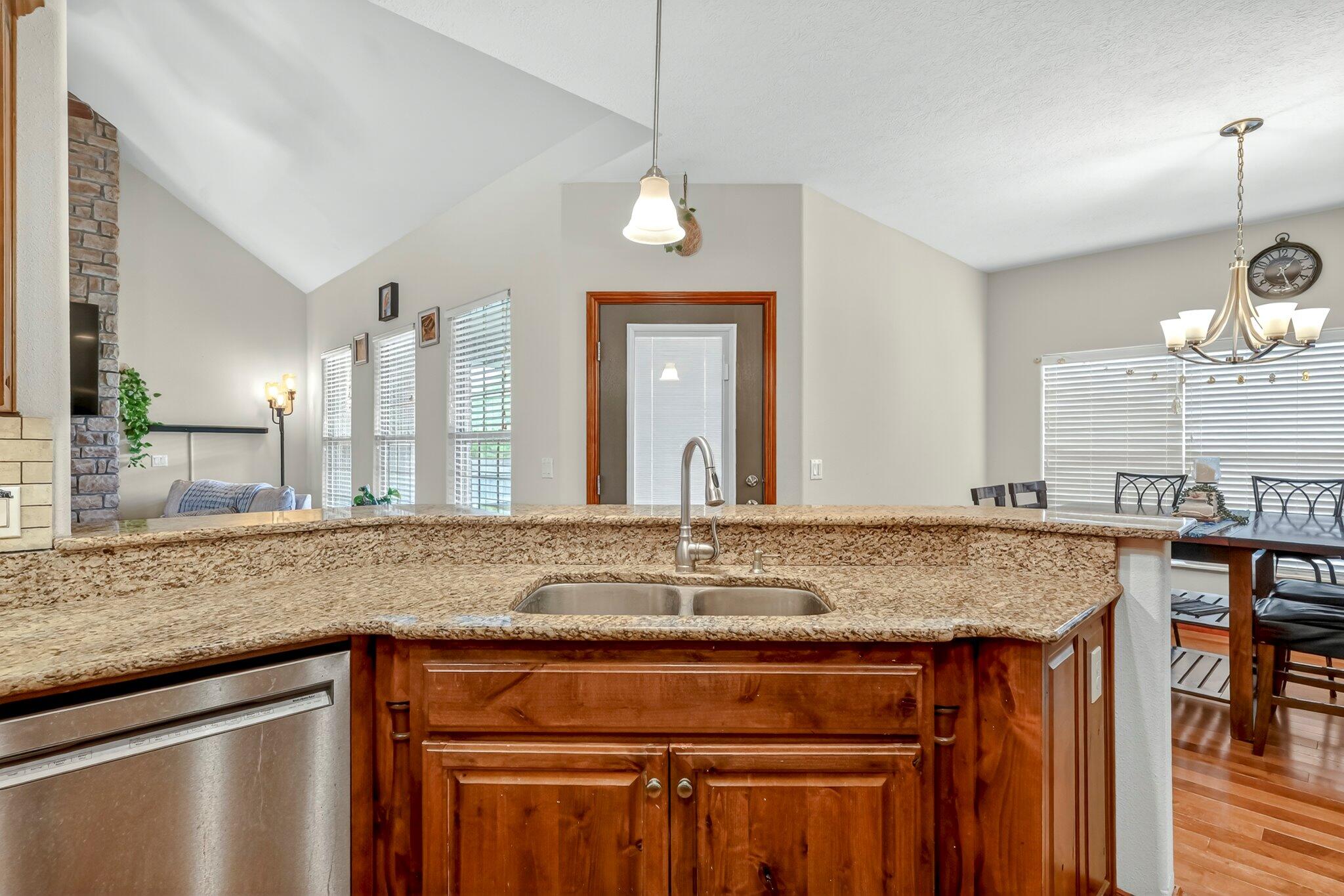4844 South Farm Rd 131 Property Photo 12