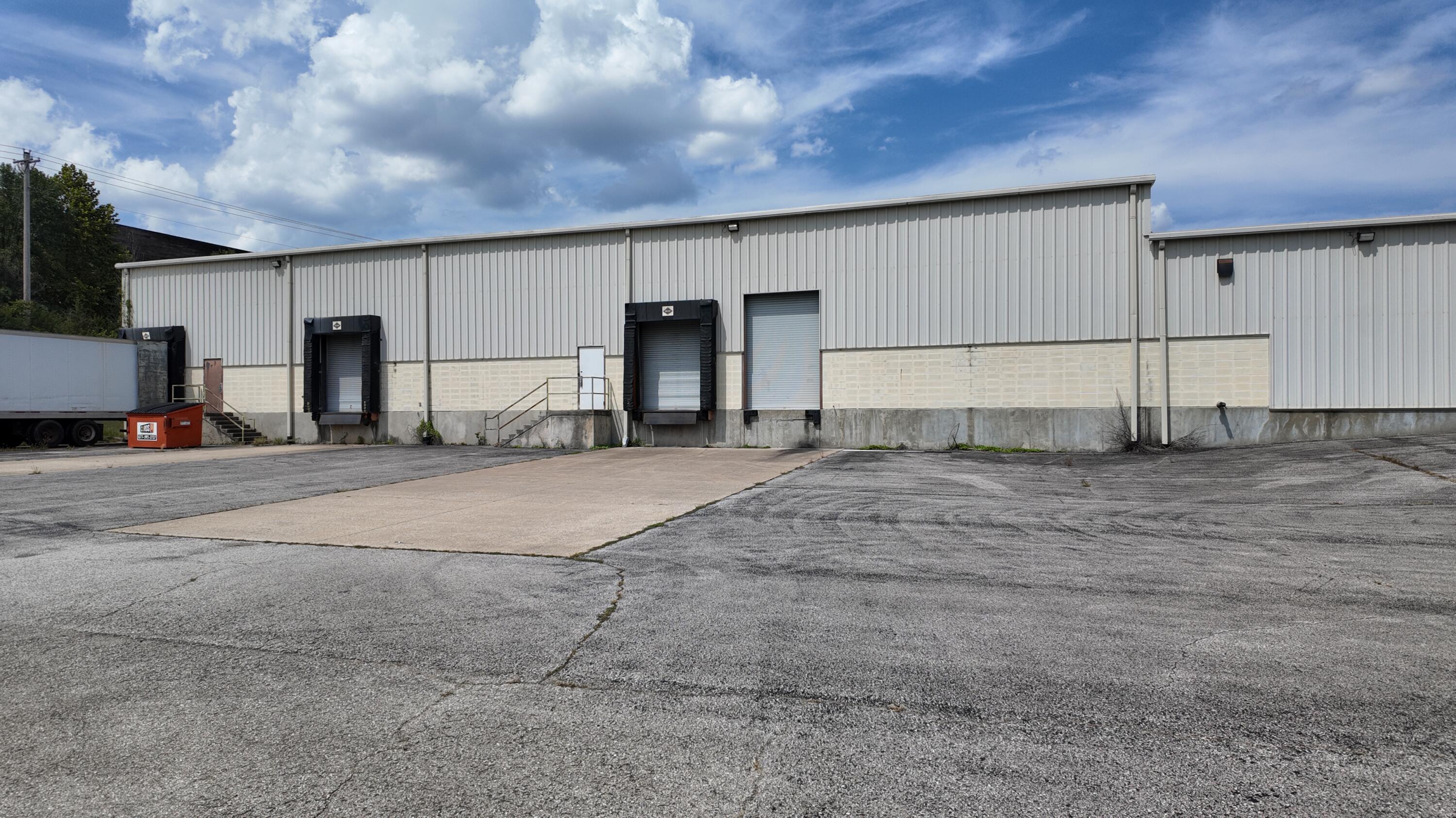 200 Industrial Park Drive Property Photo 11