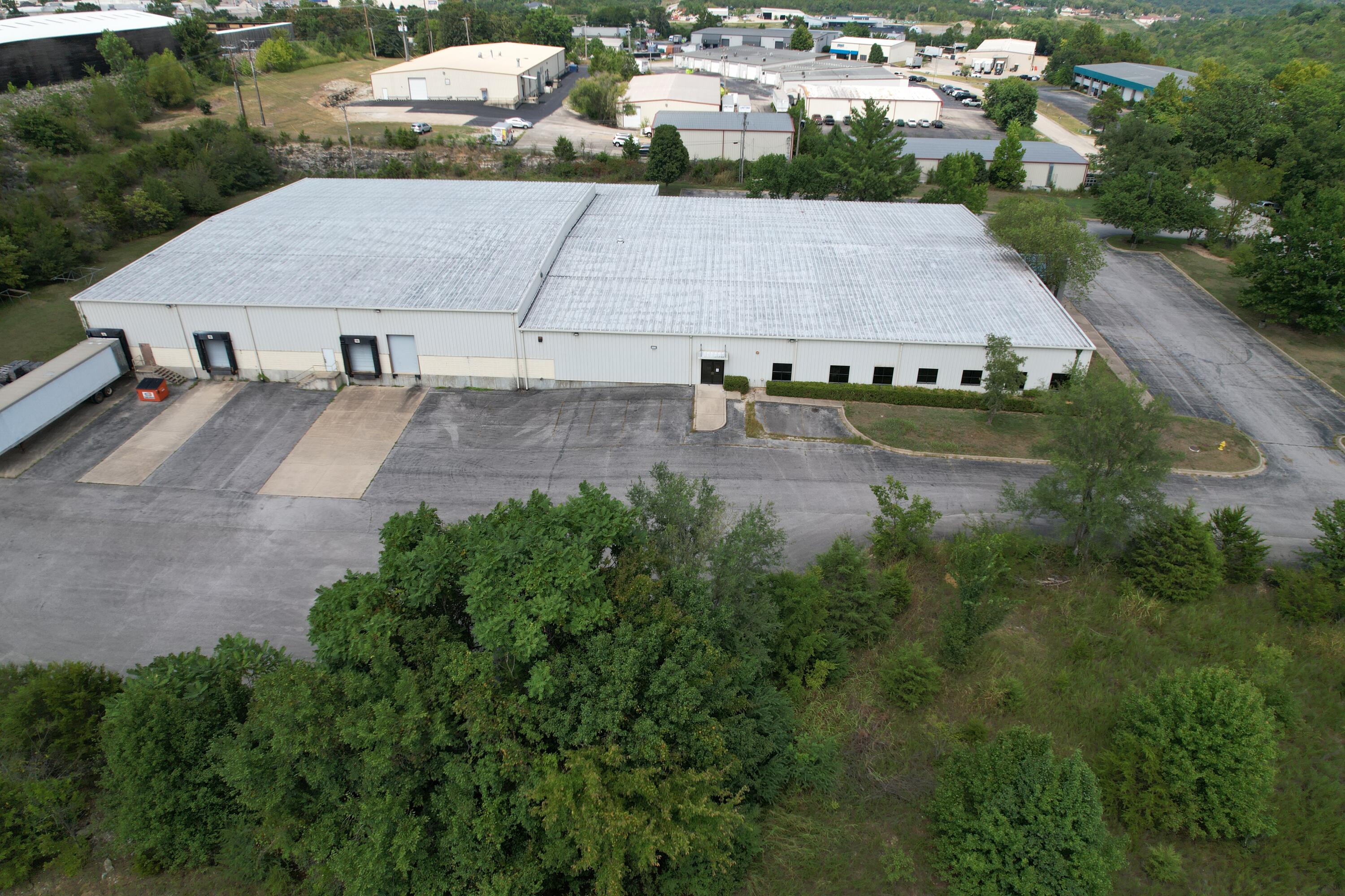 200 Industrial Park Drive Property Photo 13